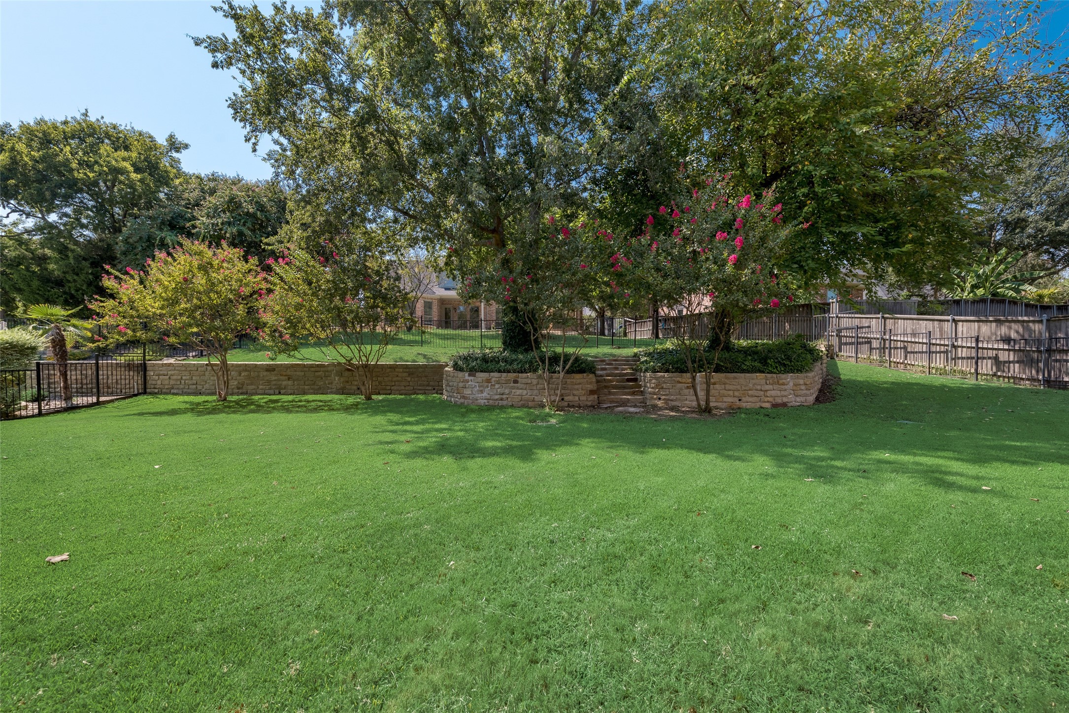 2207 Kings Pass Heath TX 75032