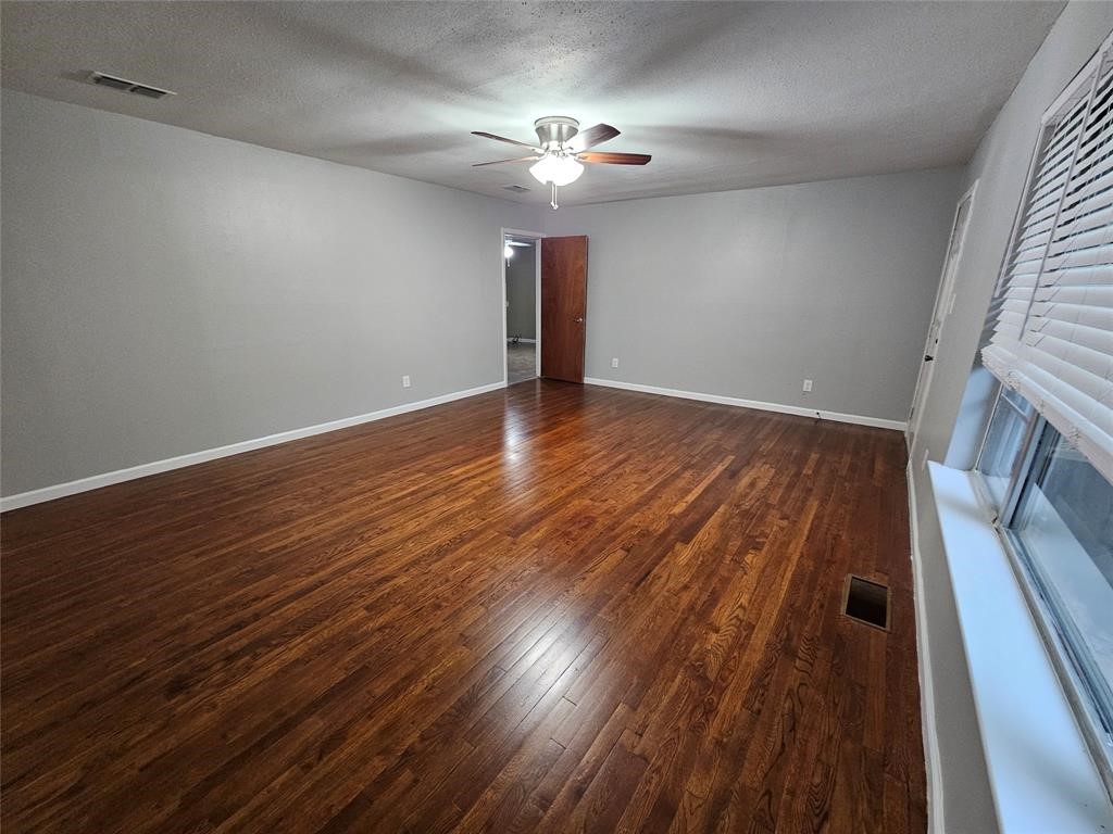 804 Cedar Street Mckinney TX 75069