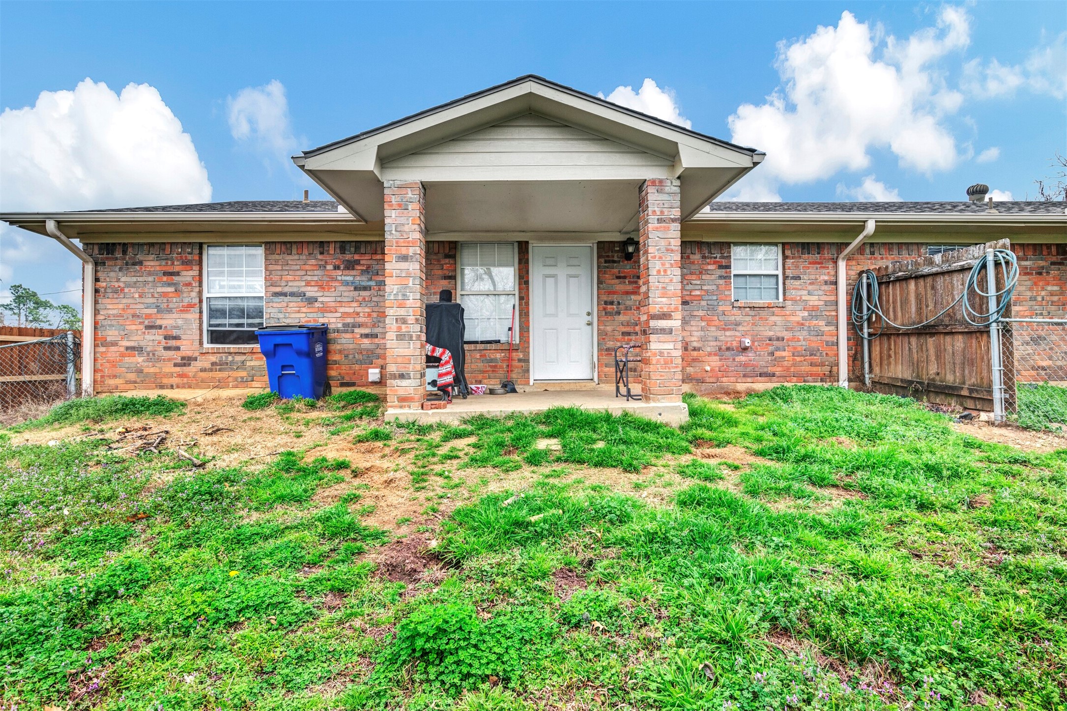 307 N Jordan Street Whitesboro TX 76273