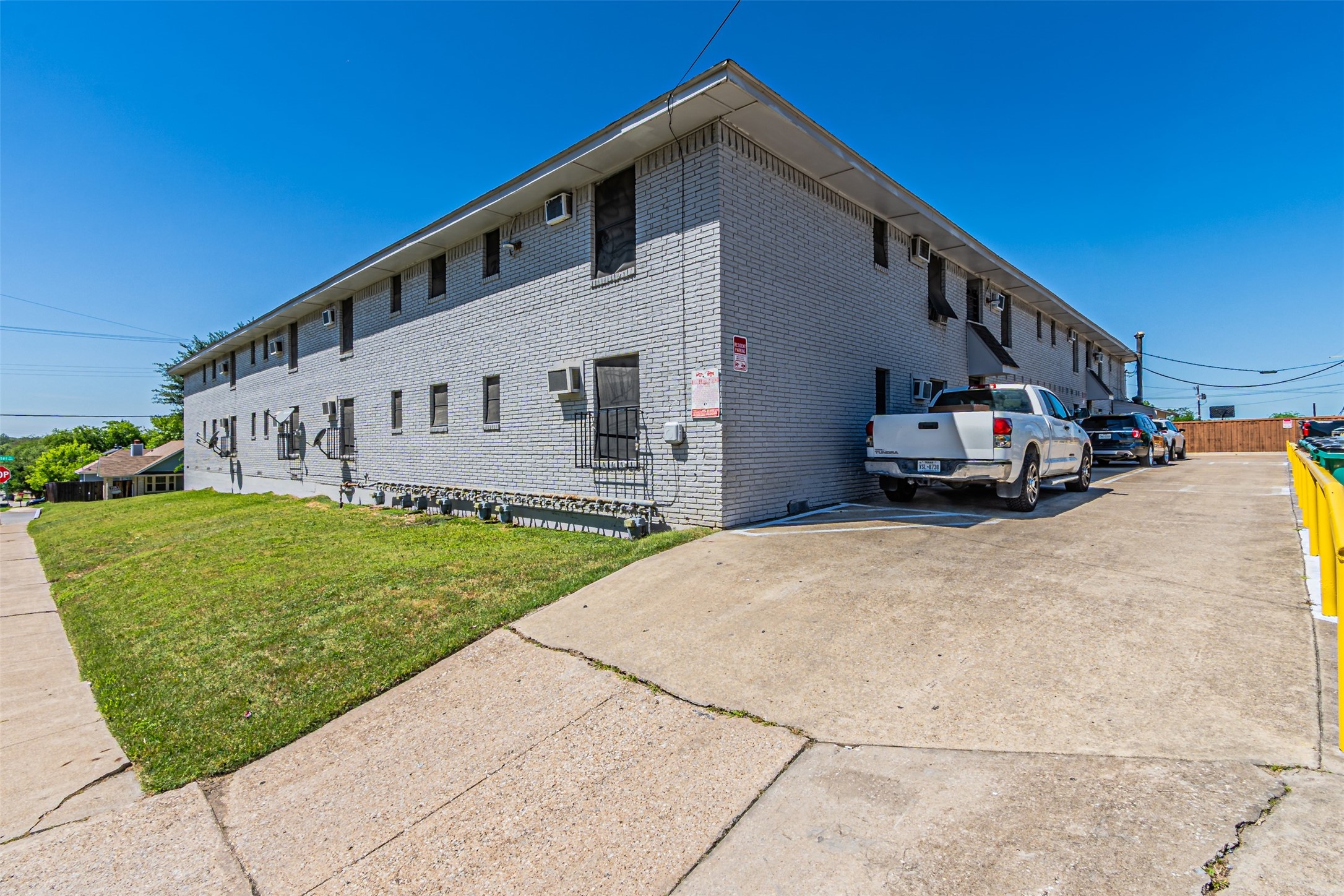 602 N Lancaster Avenue Dallas TX 75203