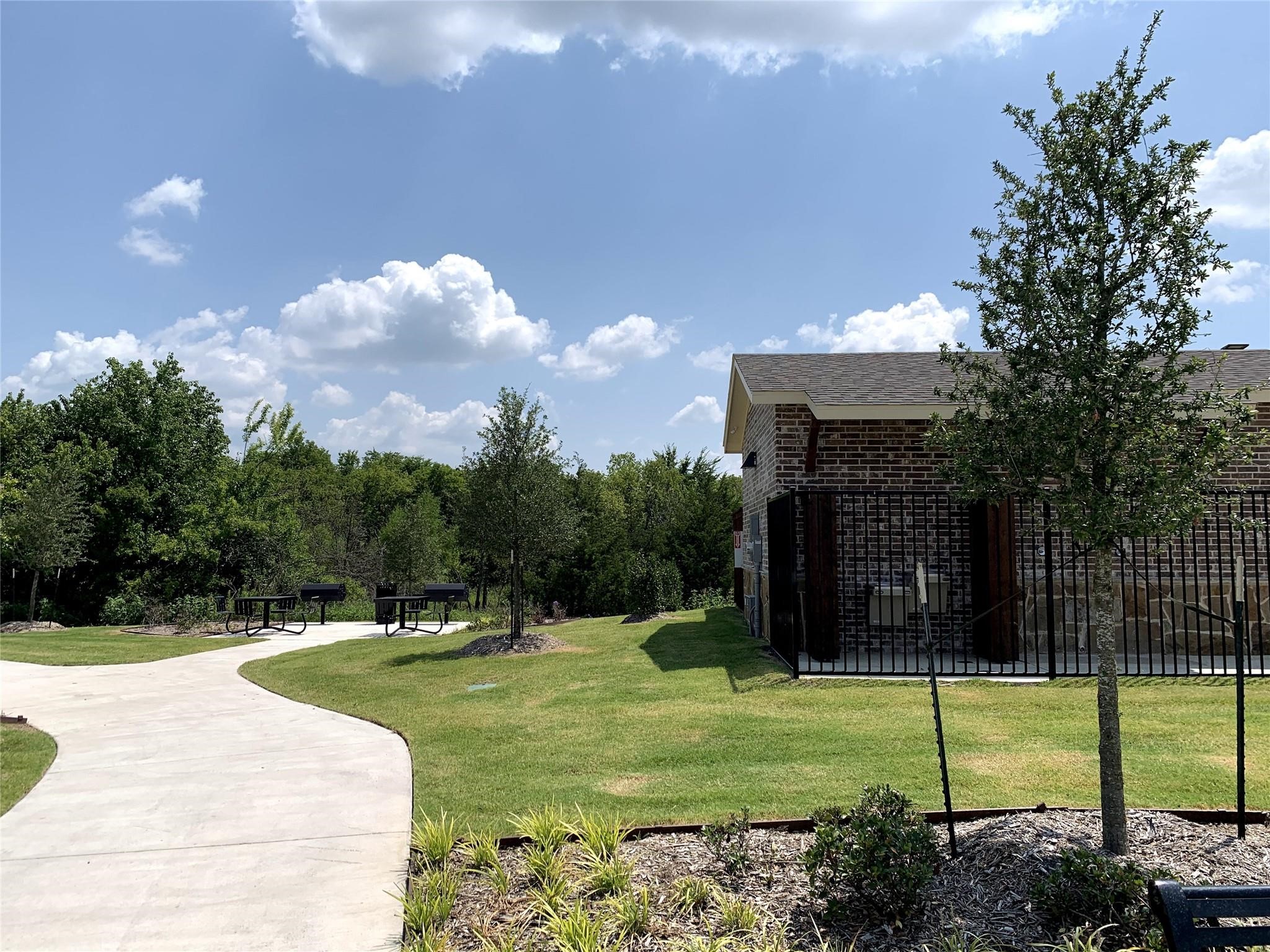 513 Peel Street Fate TX 75189