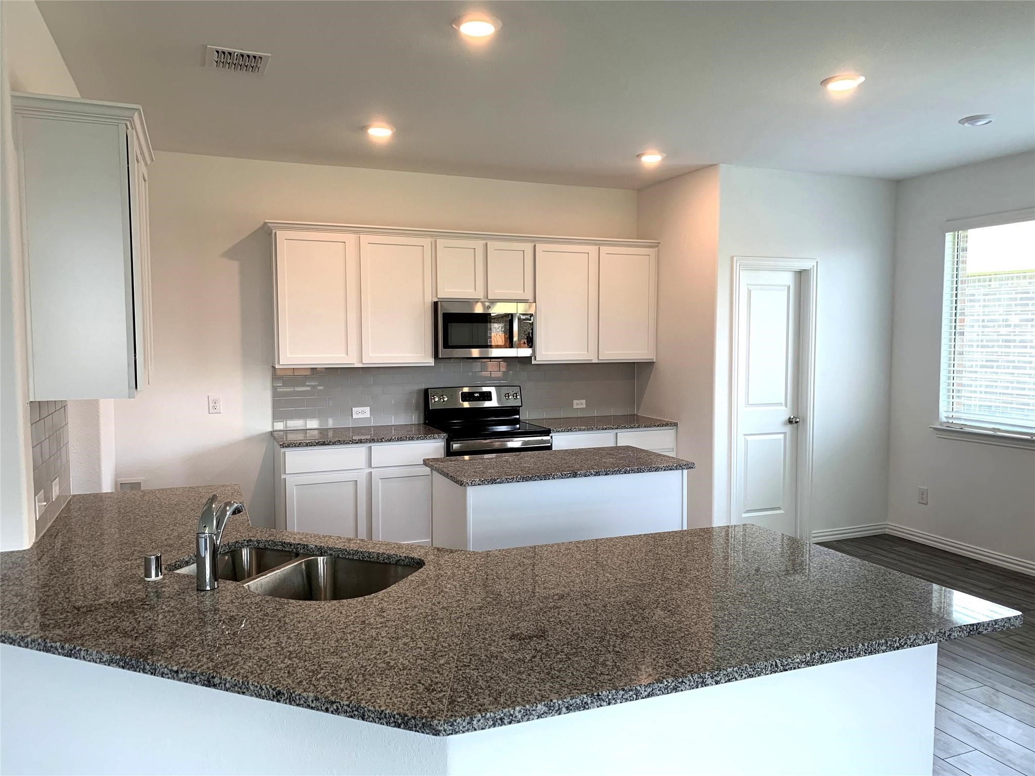 513 Peel Street Fate TX 75189