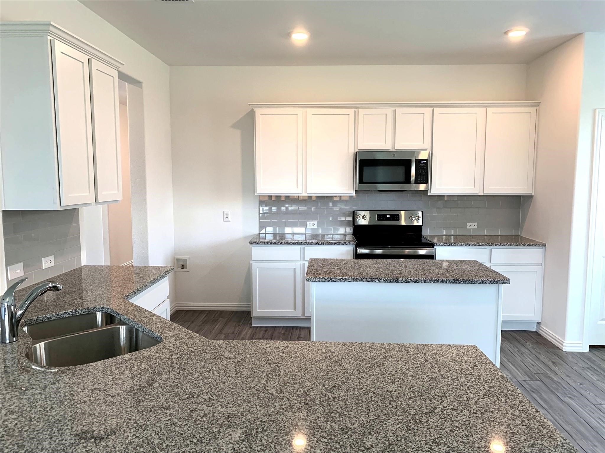 513 Peel Street Fate TX 75189