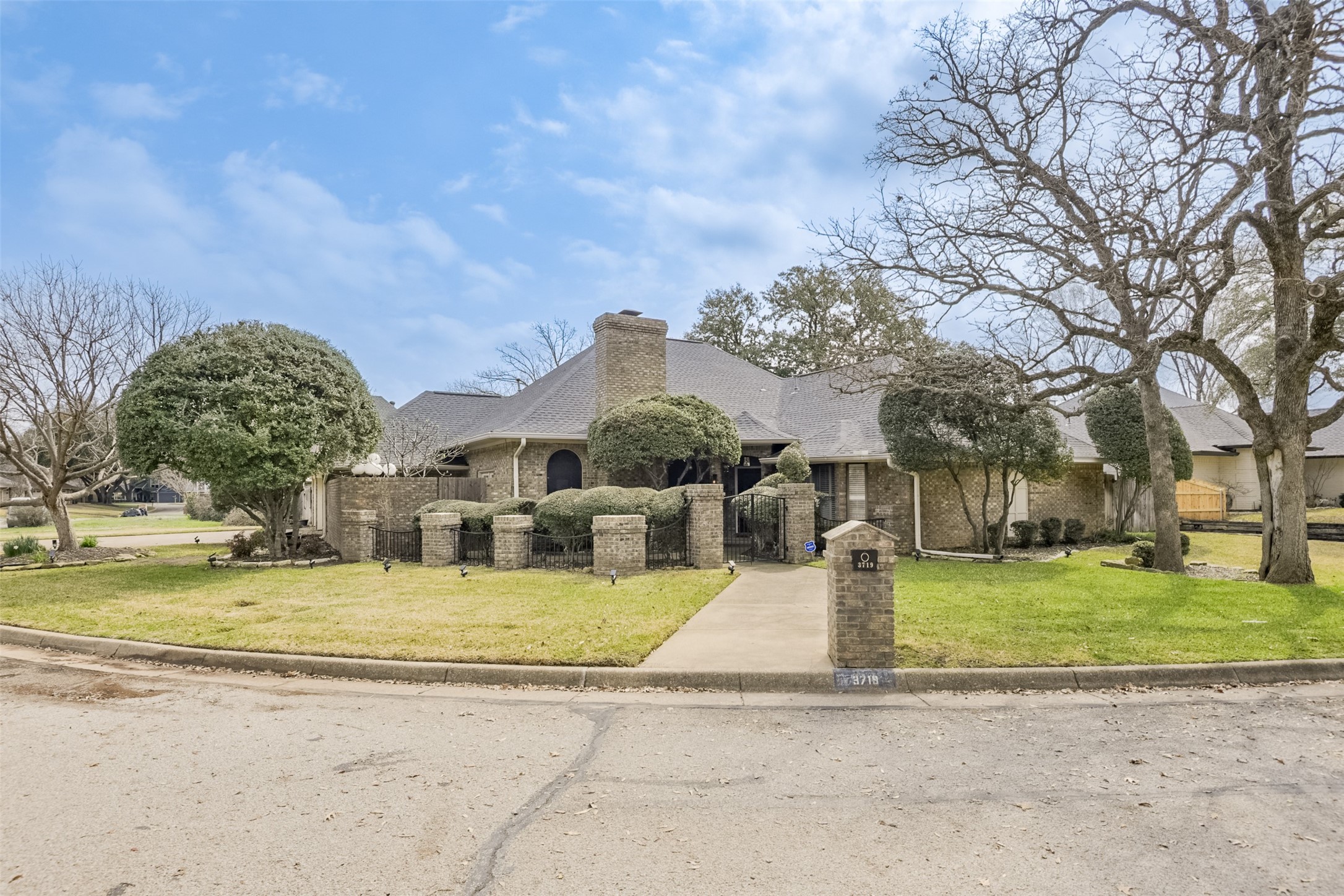 3719 Danbury Drive Arlington TX 76016