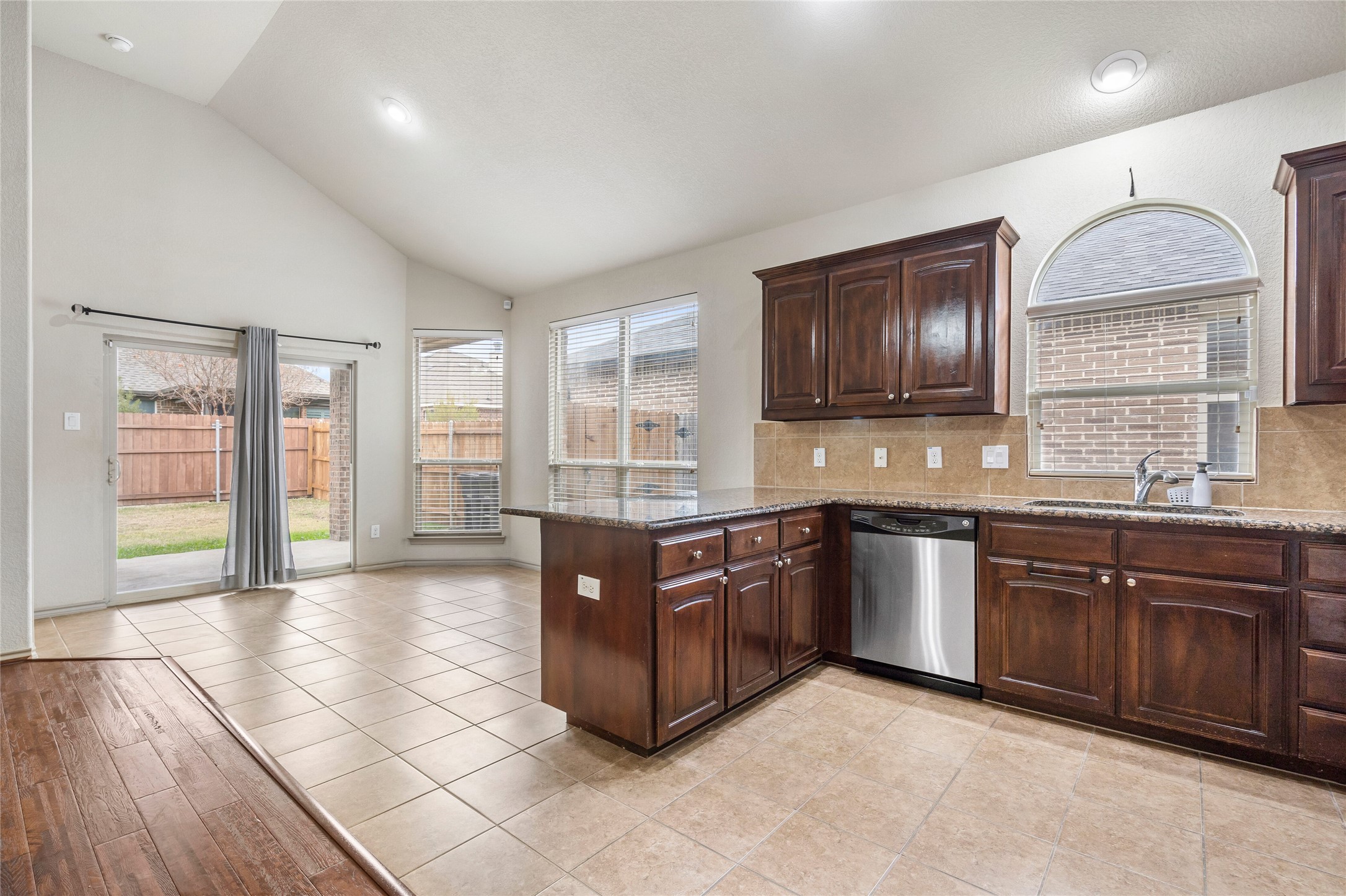 649 Cattlemans Way Fort Worth TX 76131