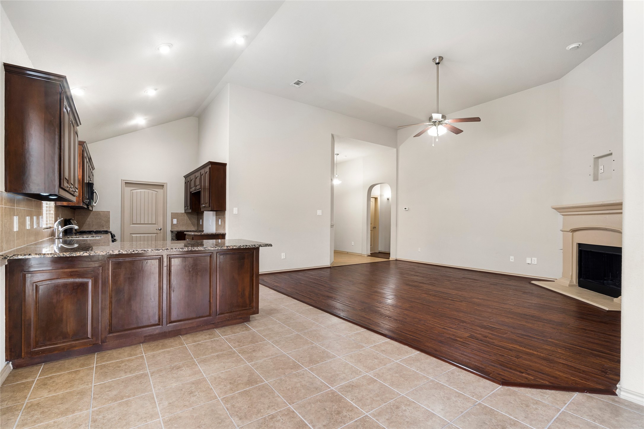 649 Cattlemans Way Fort Worth TX 76131