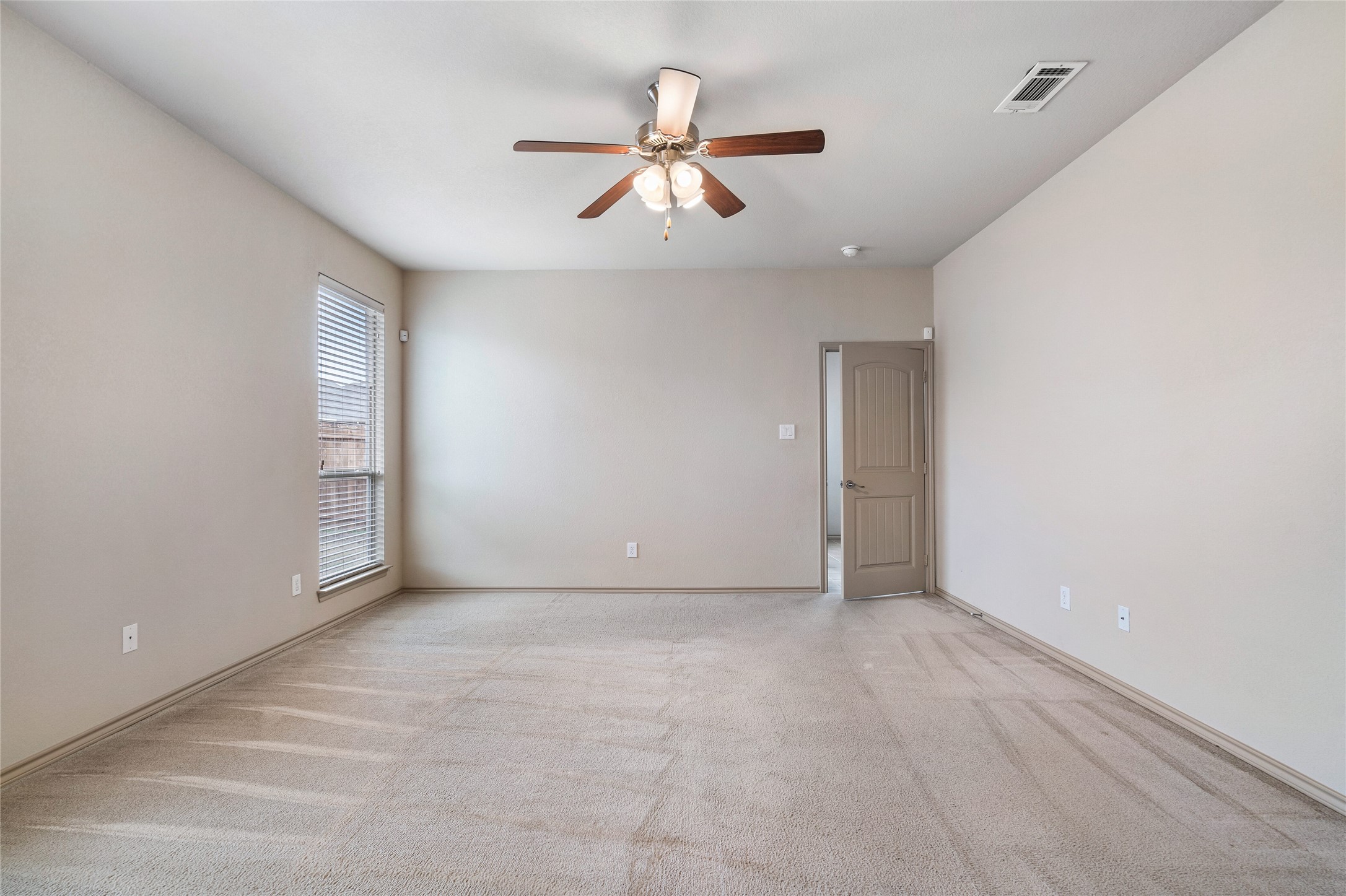 649 Cattlemans Way Fort Worth TX 76131