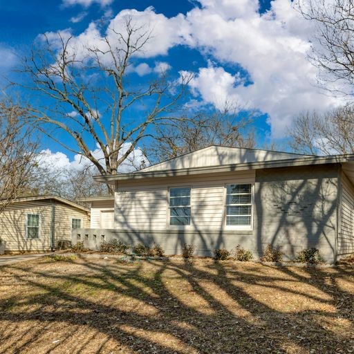 2617 Fieldale Farmers Branch TX 75234