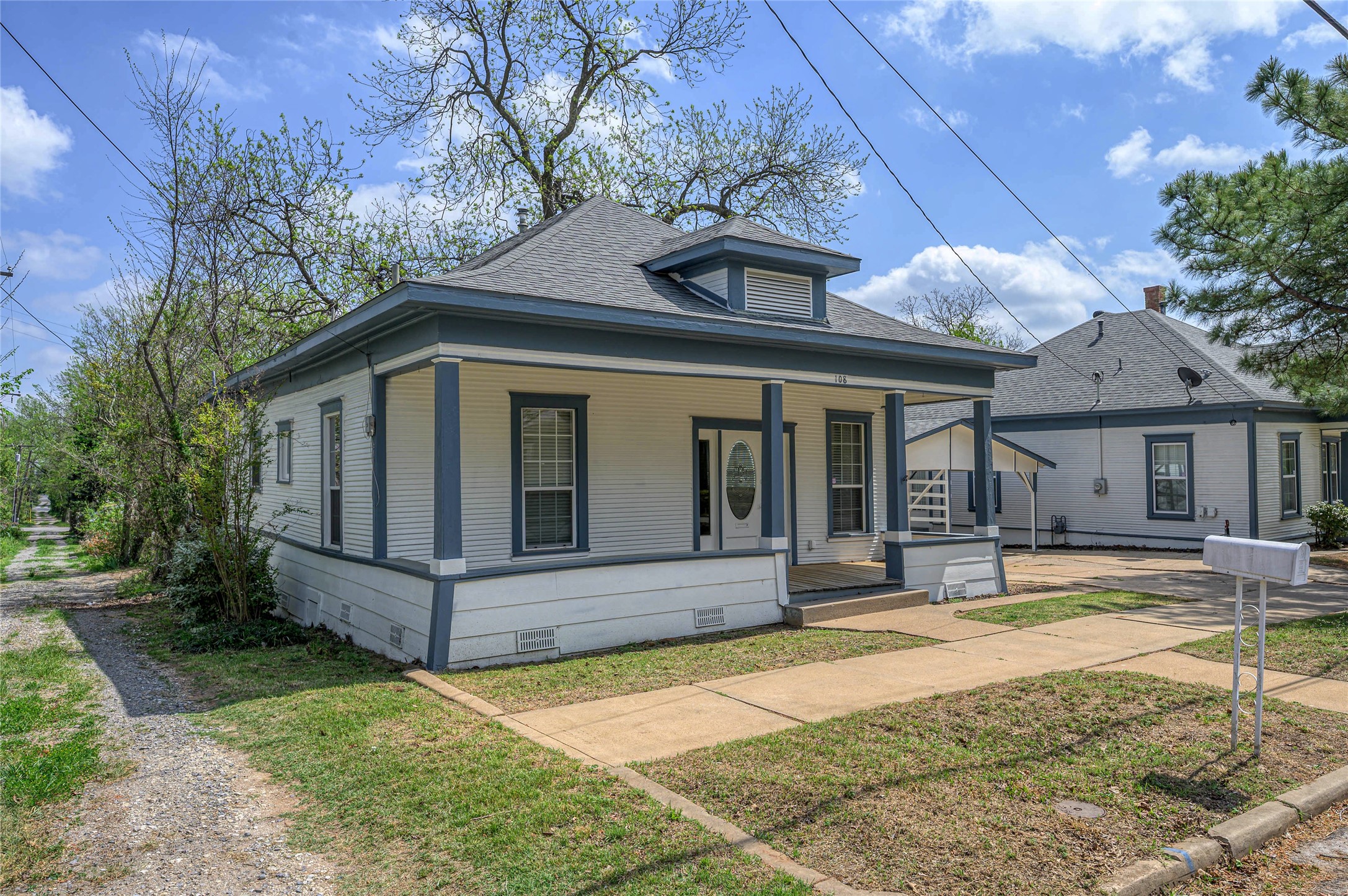 108 N Eddy Avenue Denison TX 75020