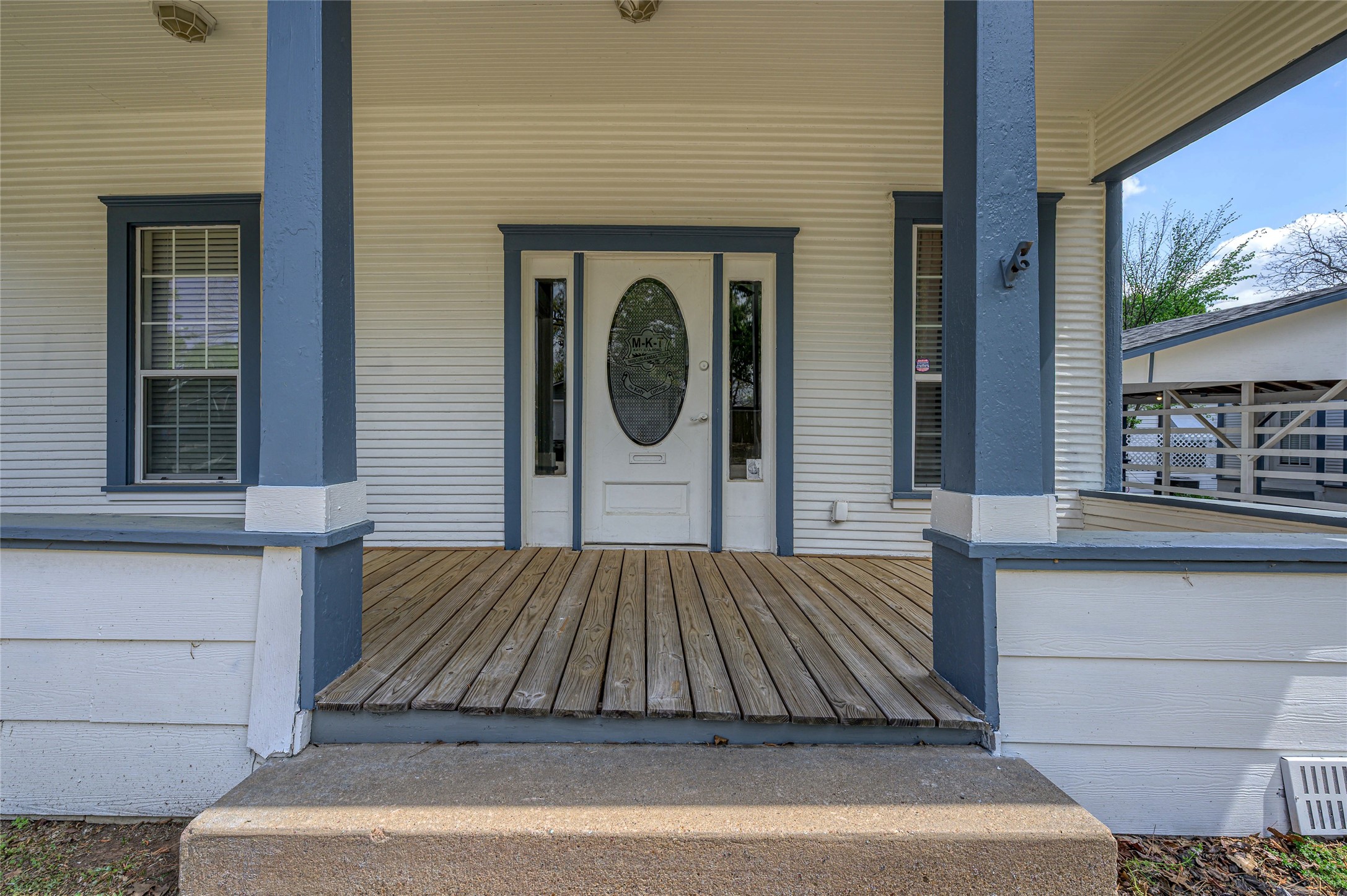 108 N Eddy Avenue Denison TX 75020
