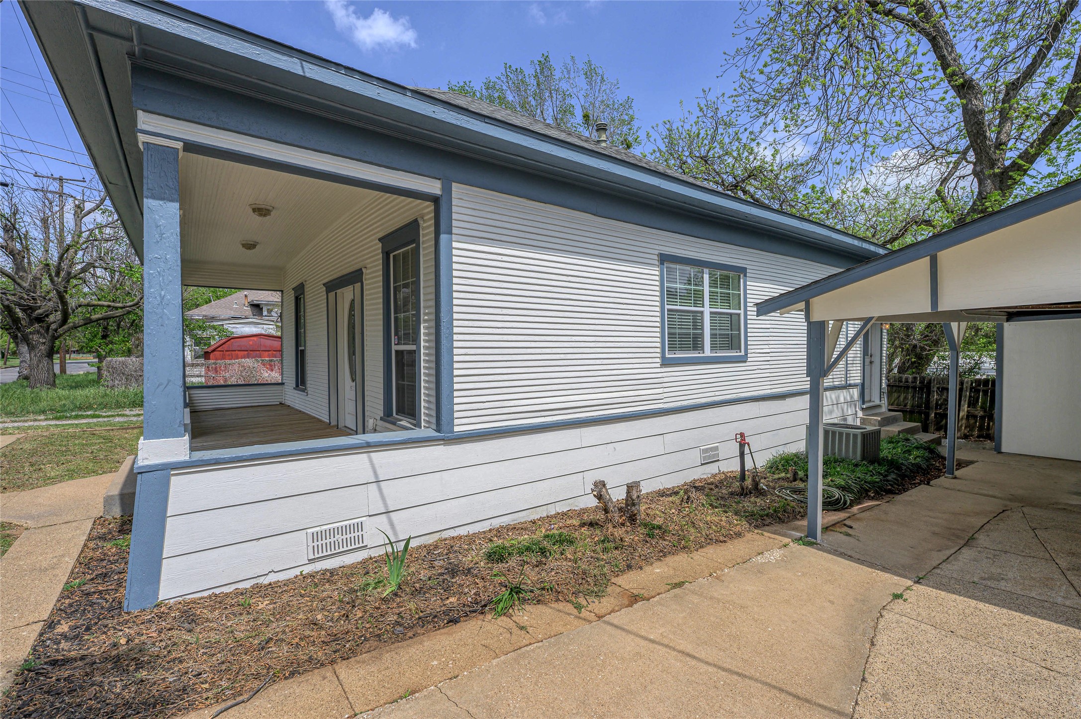 108 N Eddy Avenue Denison TX 75020