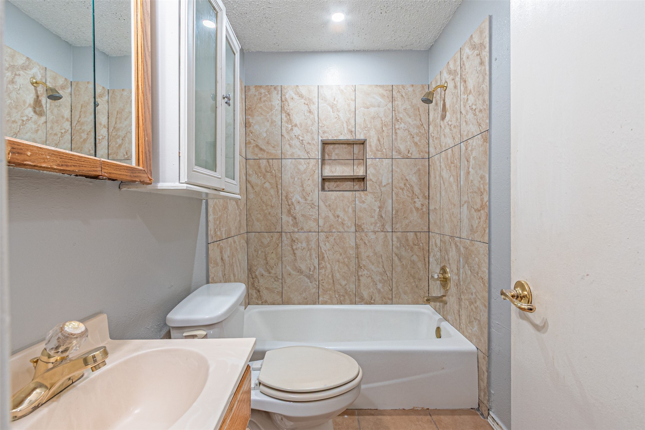 2009 Meadow Lark Lane Irving TX 75060