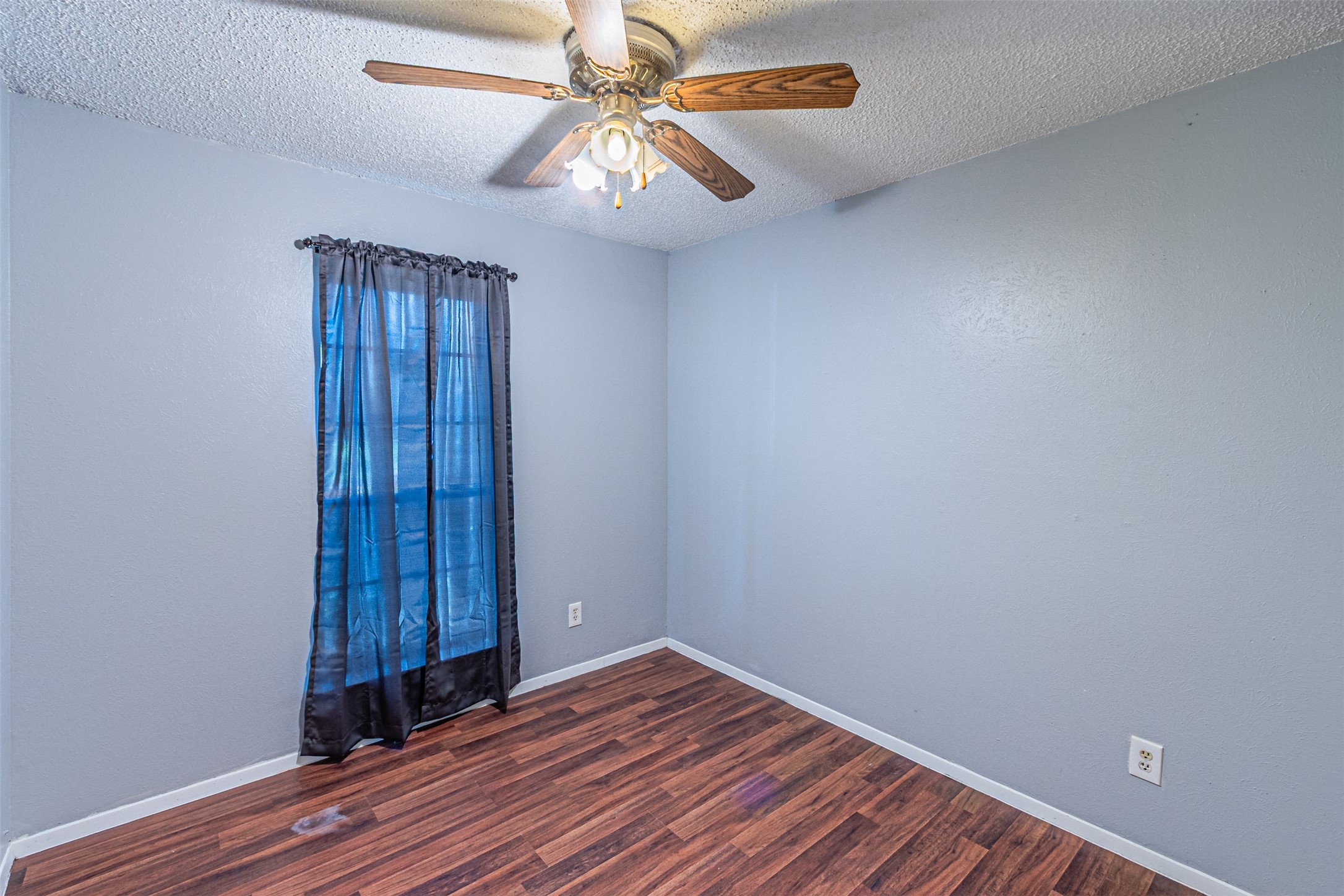 2009 Meadow Lark Lane Irving TX 75060