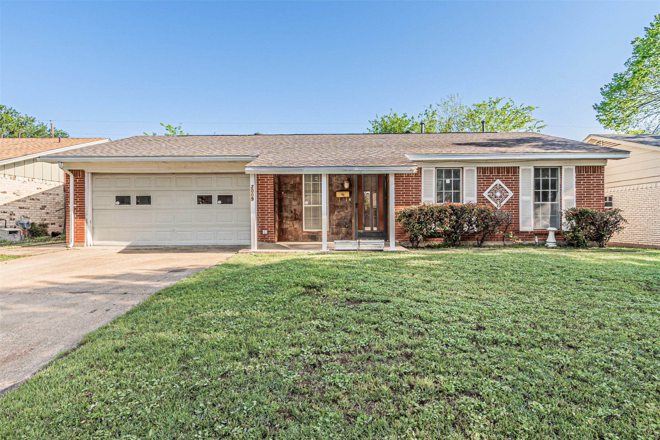 2009 Meadow Lark Lane Irving TX 75060