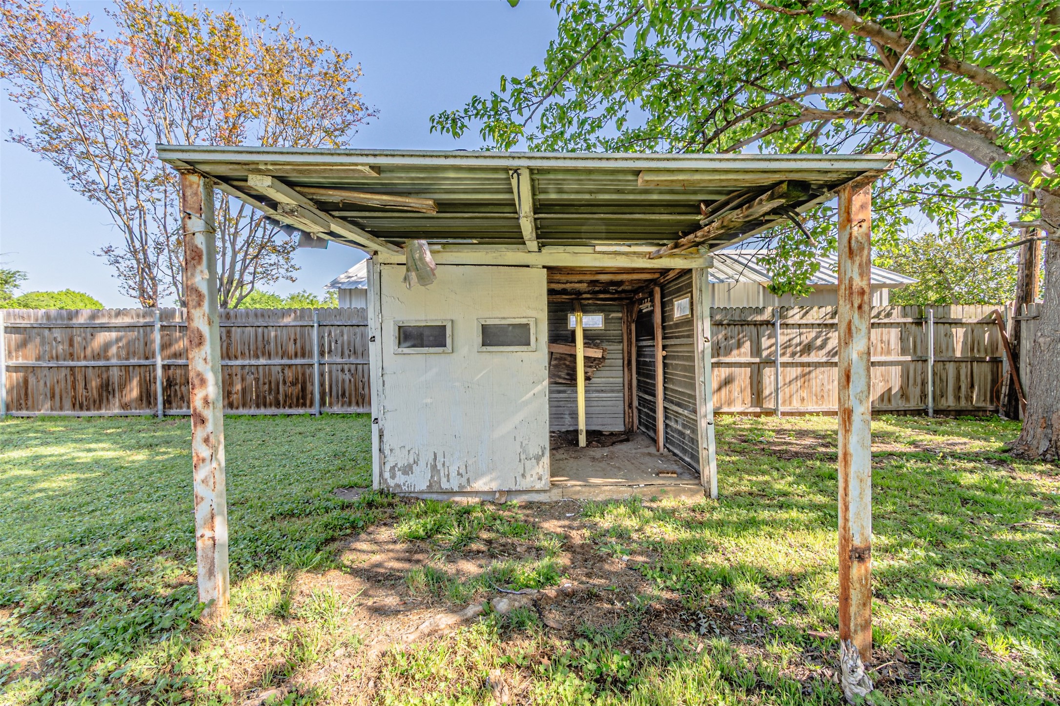 2009 Meadow Lark Lane Irving TX 75060