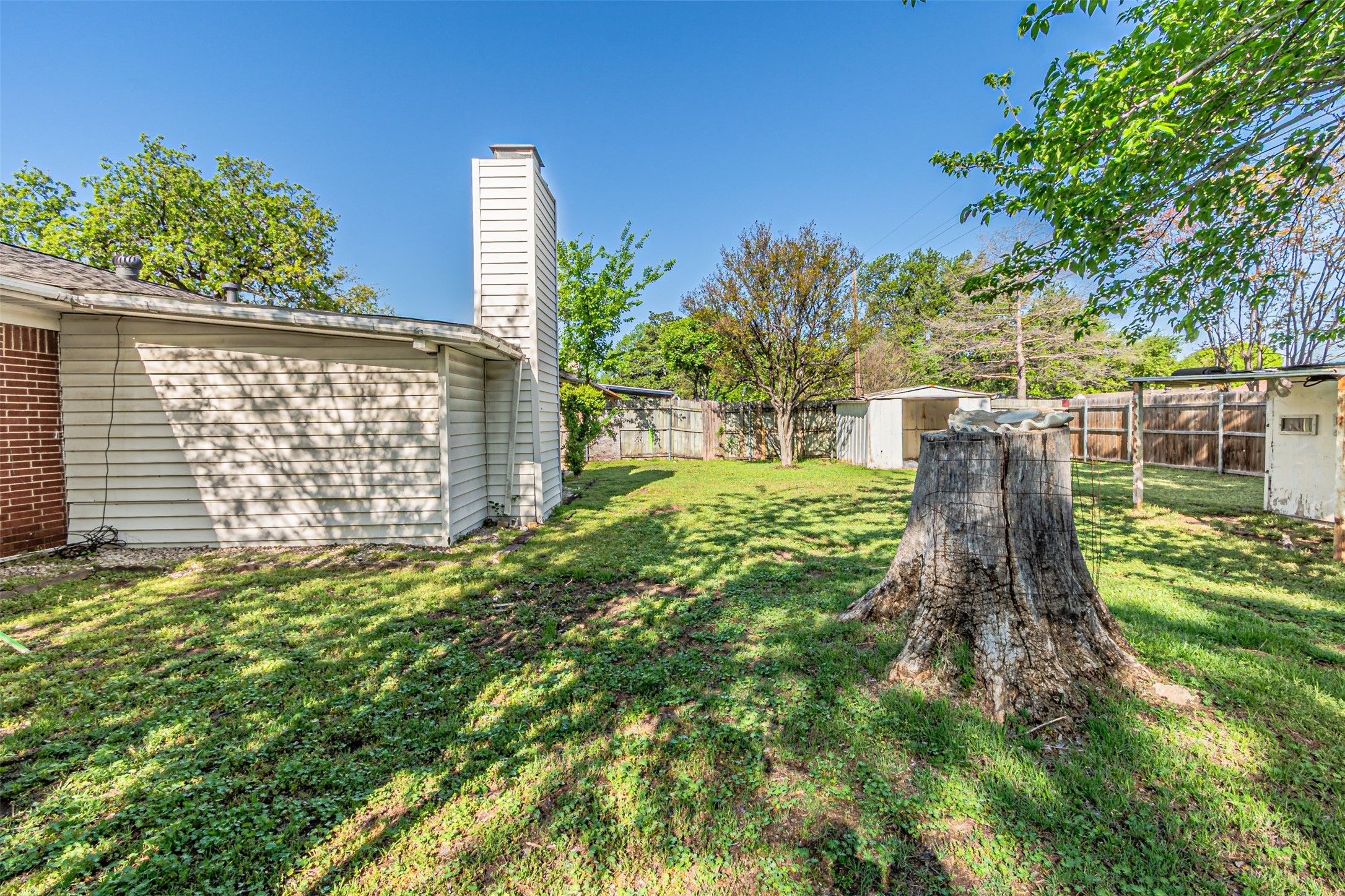 2009 Meadow Lark Lane Irving TX 75060