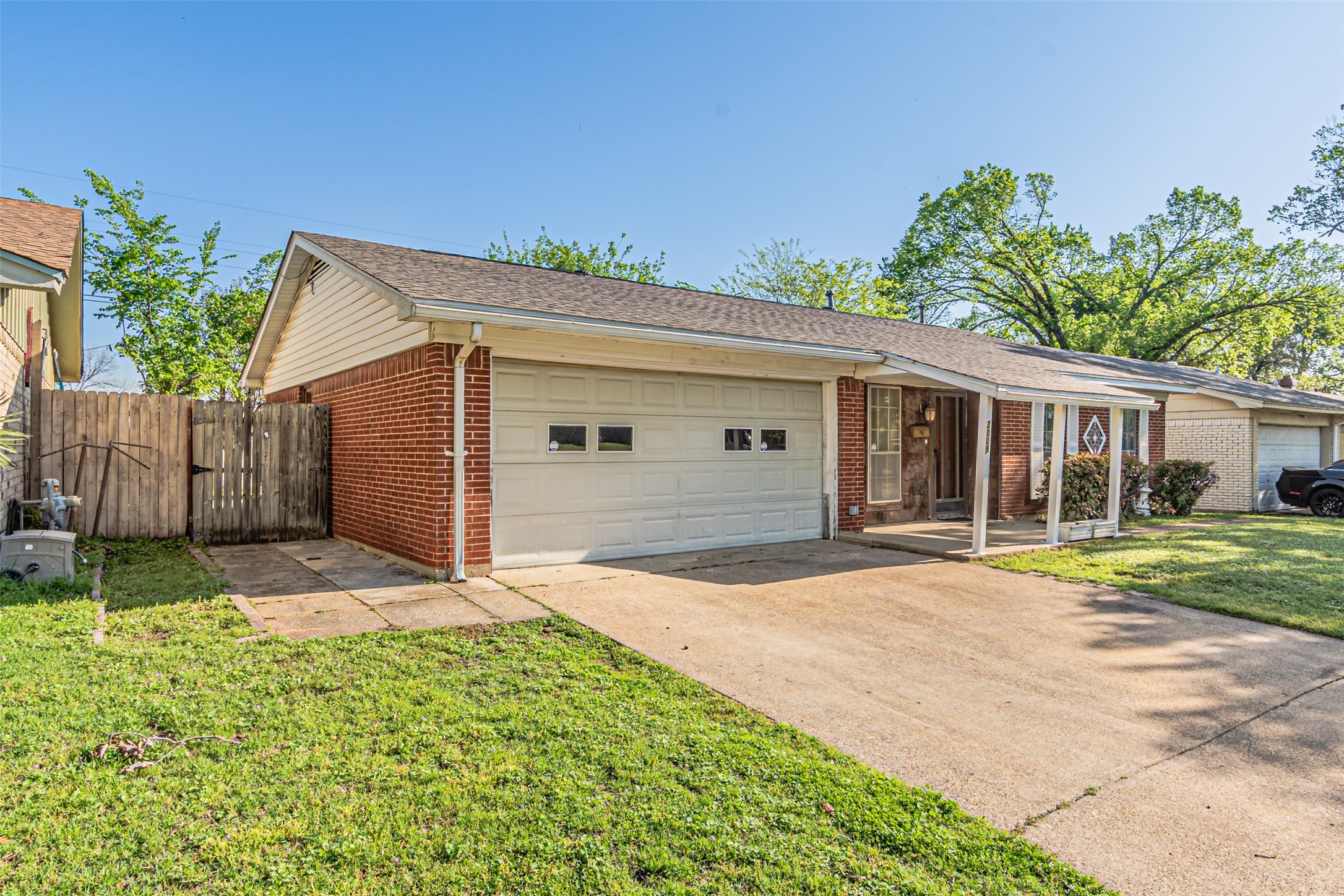 2009 Meadow Lark Lane Irving TX 75060