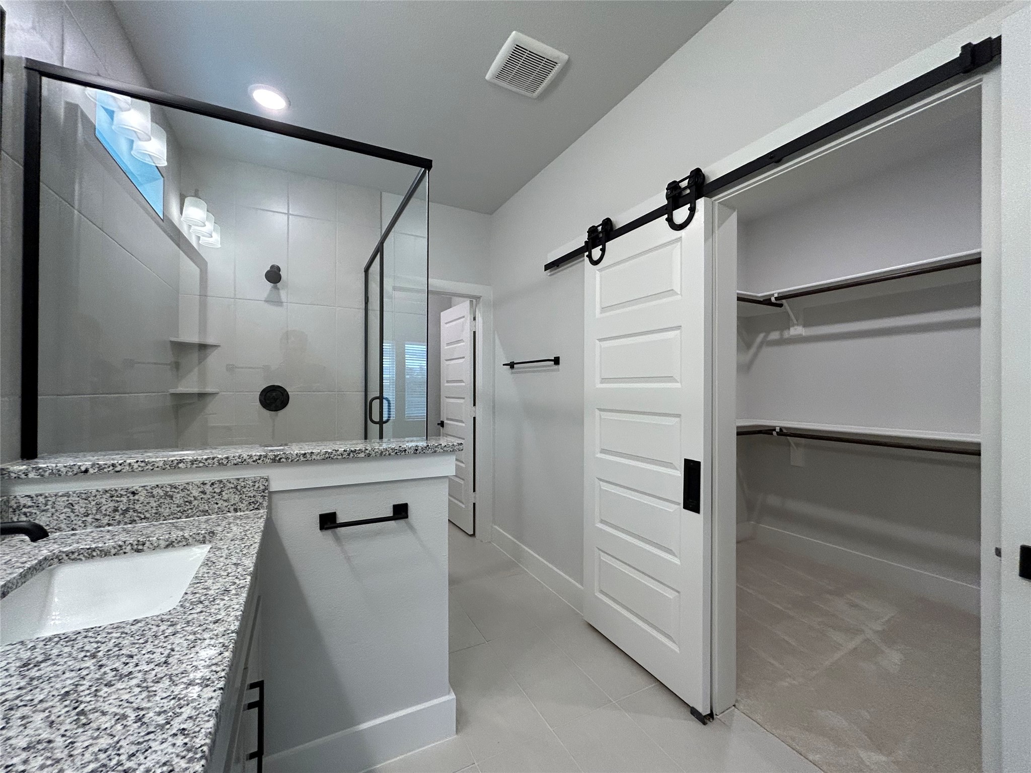 564 Mission Trail Arlington TX 76010