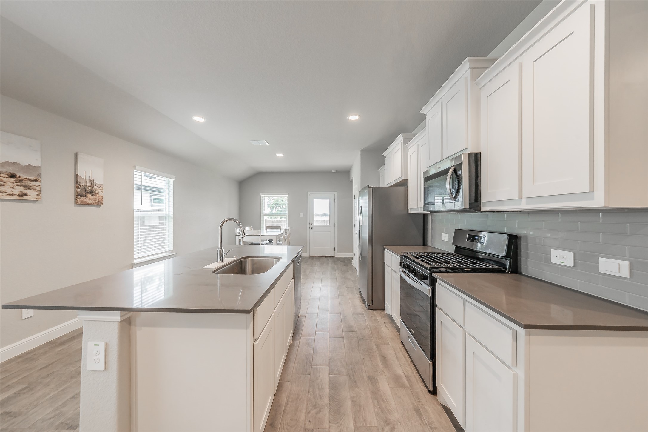 612 Capstone Circle Granbury TX 76048
