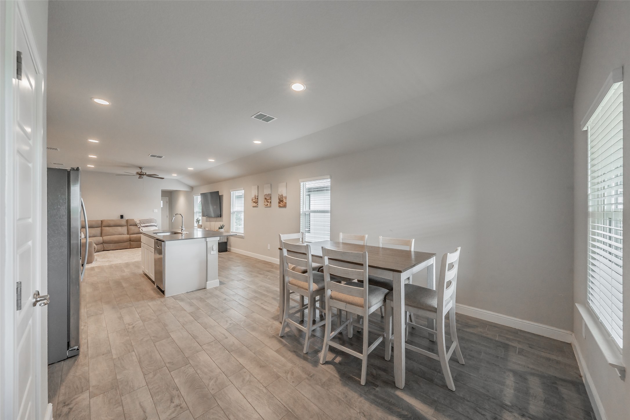 612 Capstone Circle Granbury TX 76048