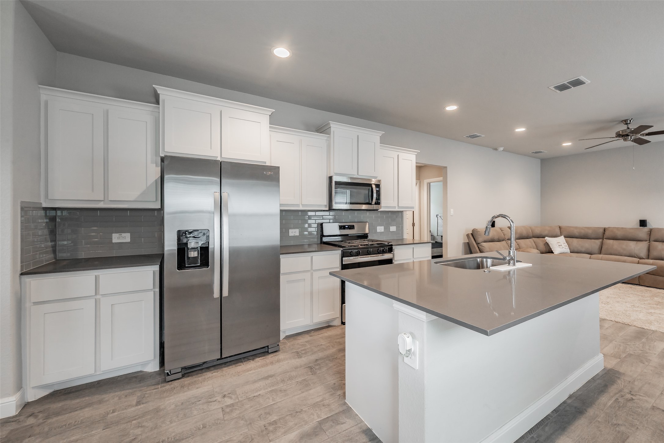 612 Capstone Circle Granbury TX 76048