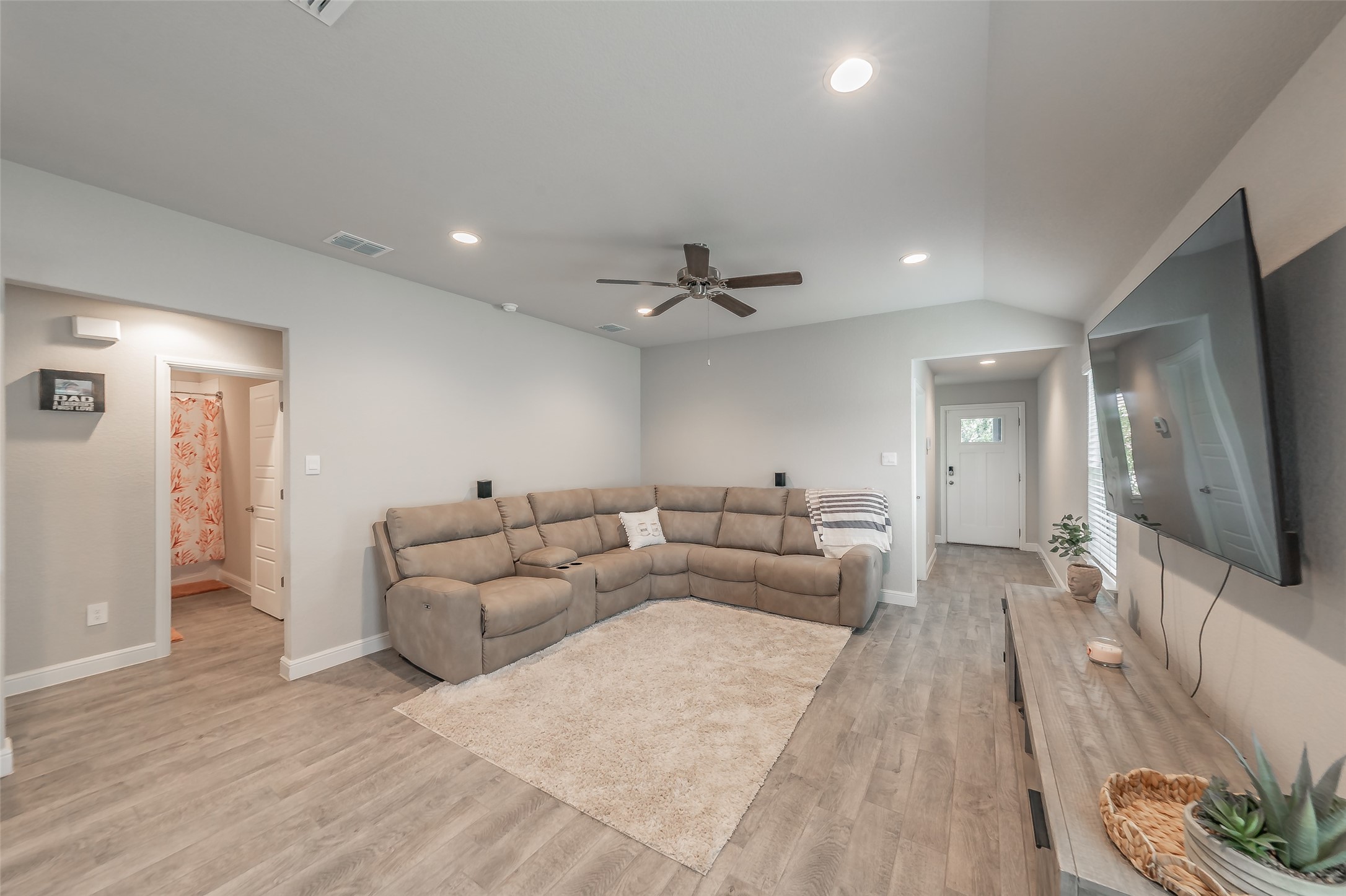 612 Capstone Circle Granbury TX 76048