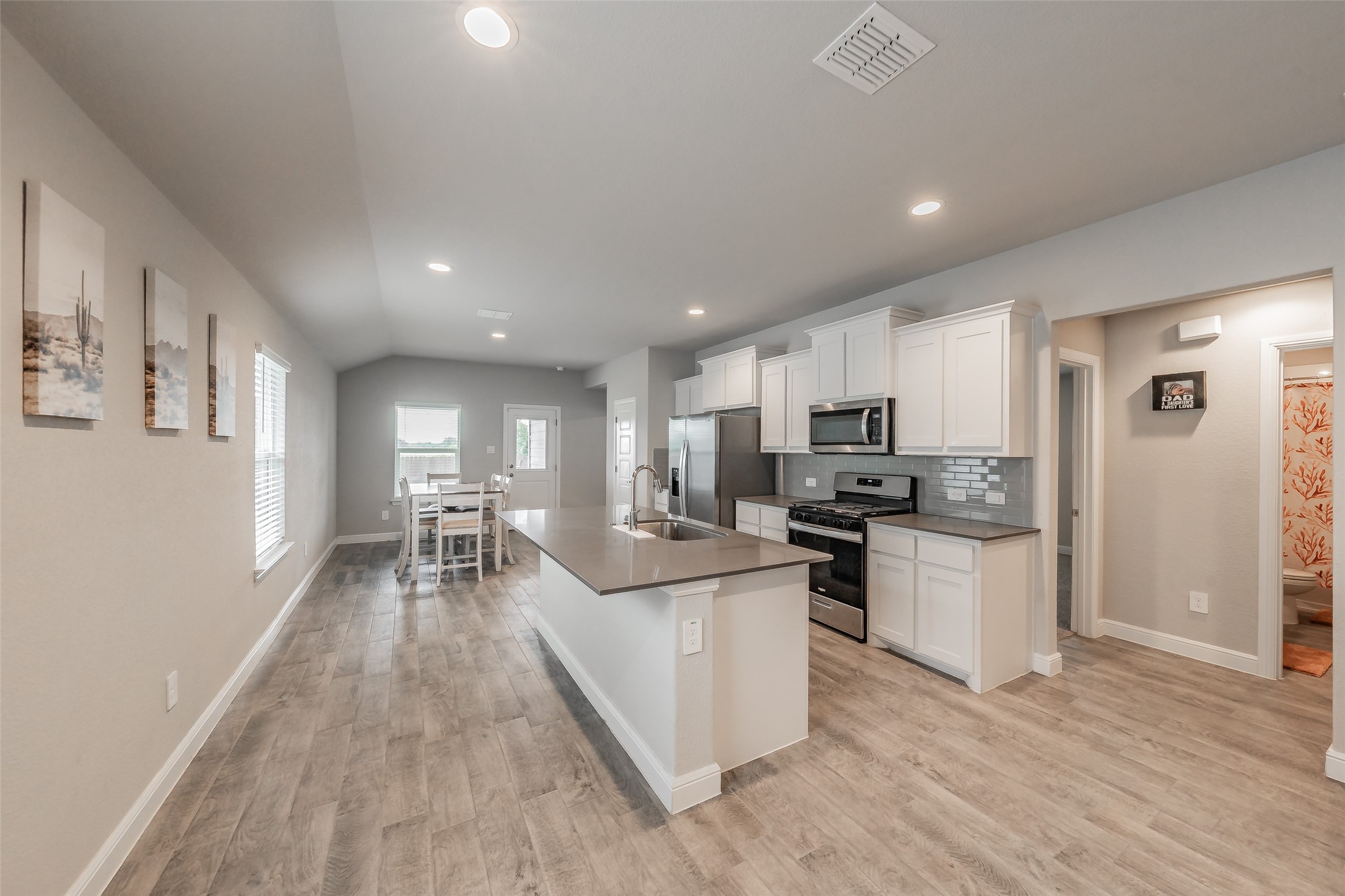 612 Capstone Circle Granbury TX 76048