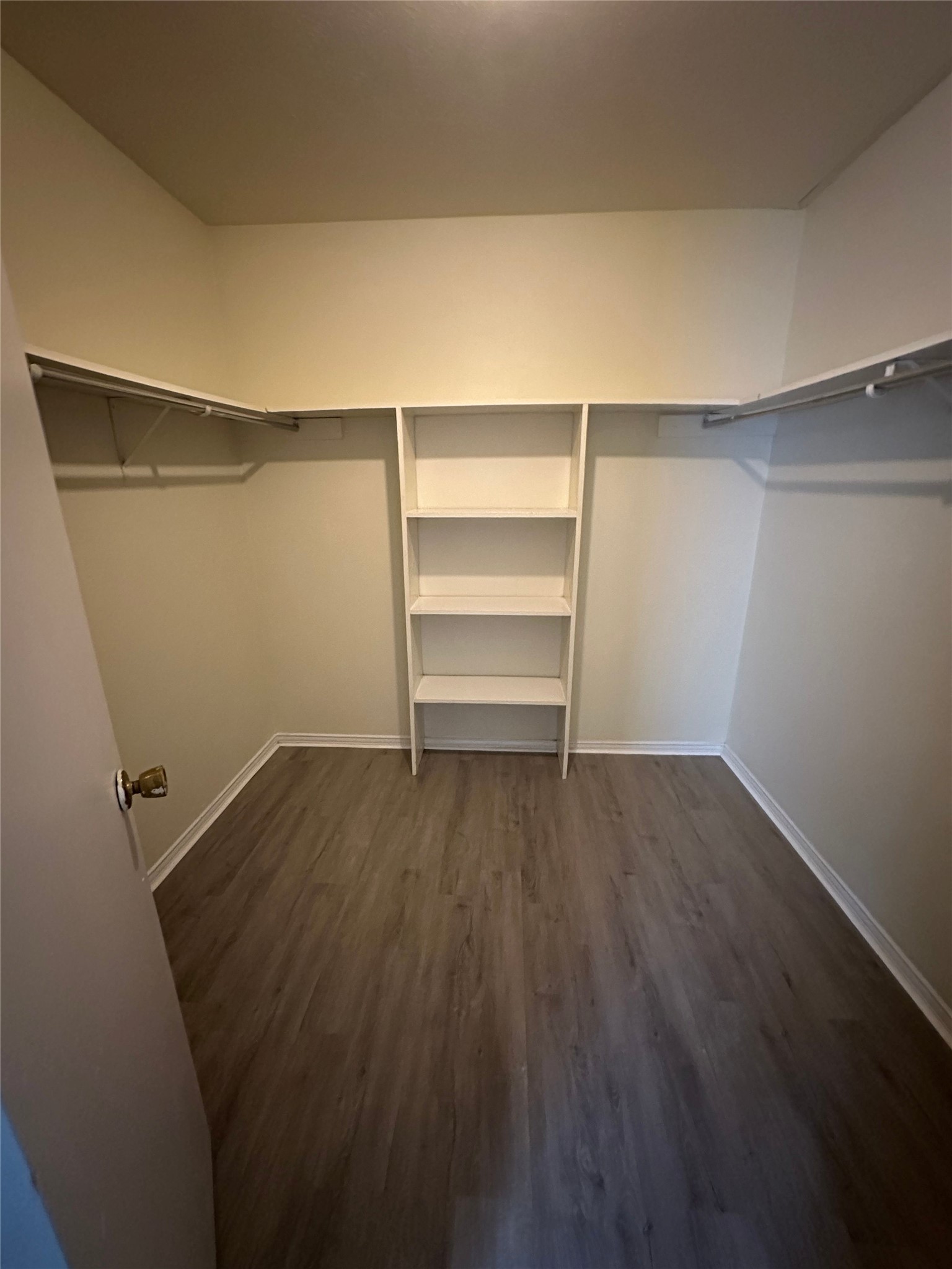 2211 S Vernon Avenue Dallas TX 75224