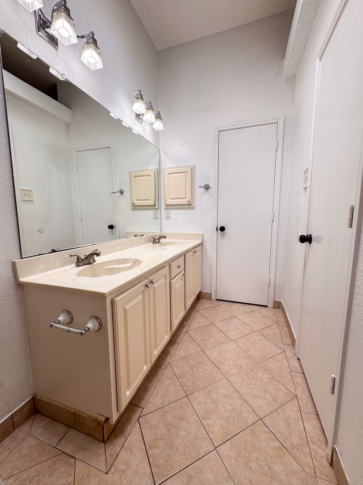 2201 Silverthorn Lane Flower Mound TX 75028