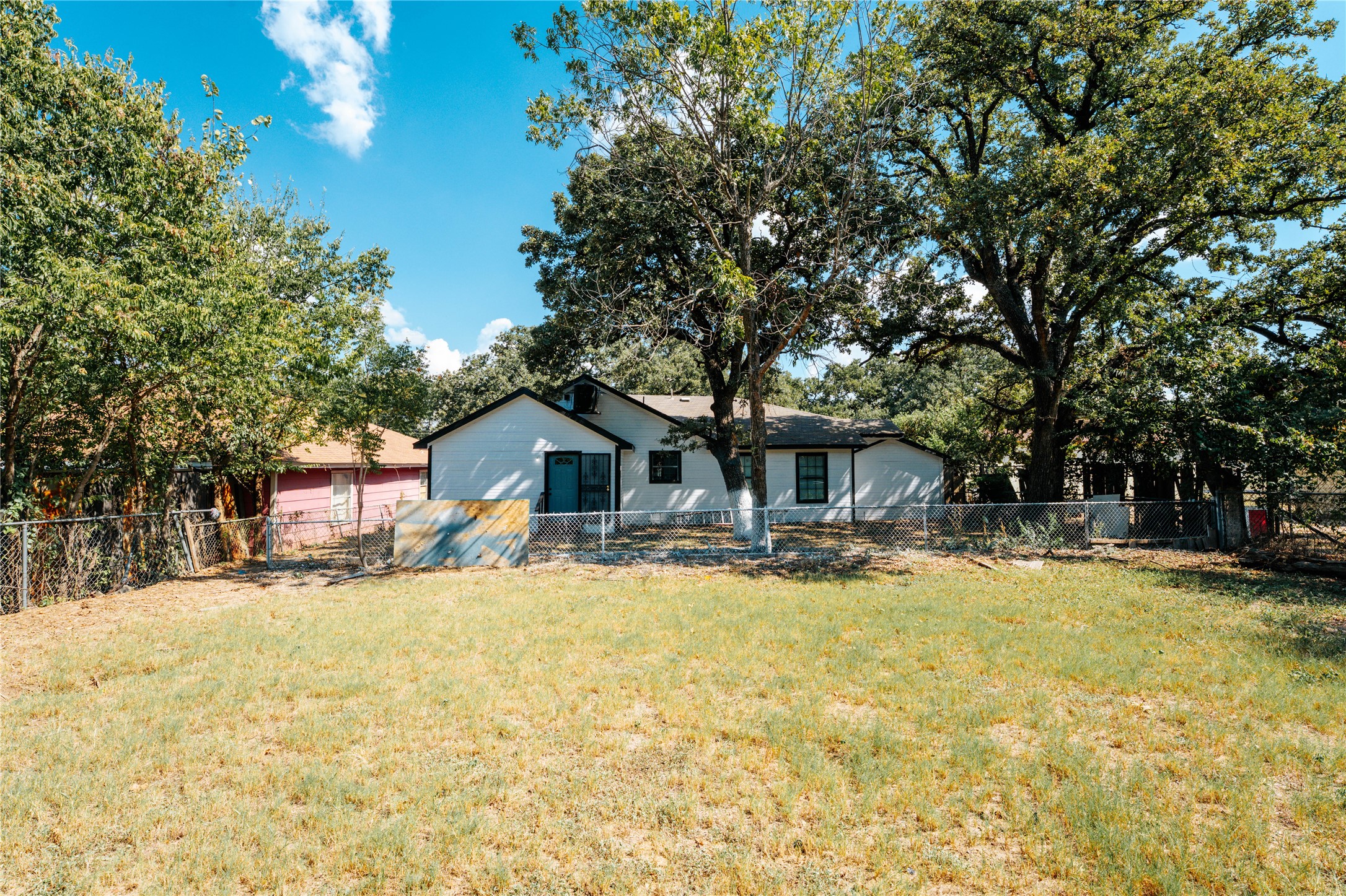 4514 Erath Street Fort Worth TX 76119