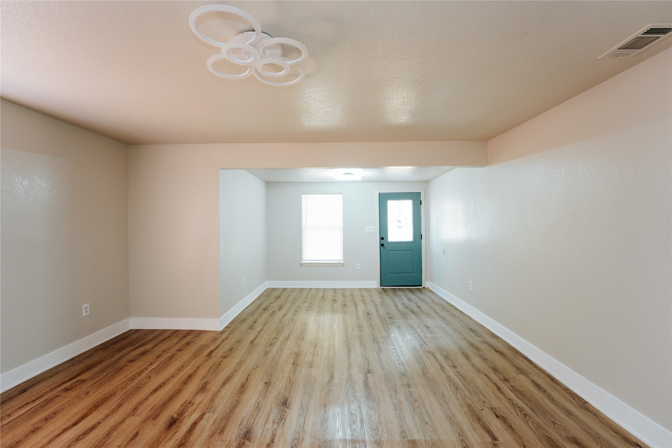 4514 Erath Street Fort Worth TX 76119