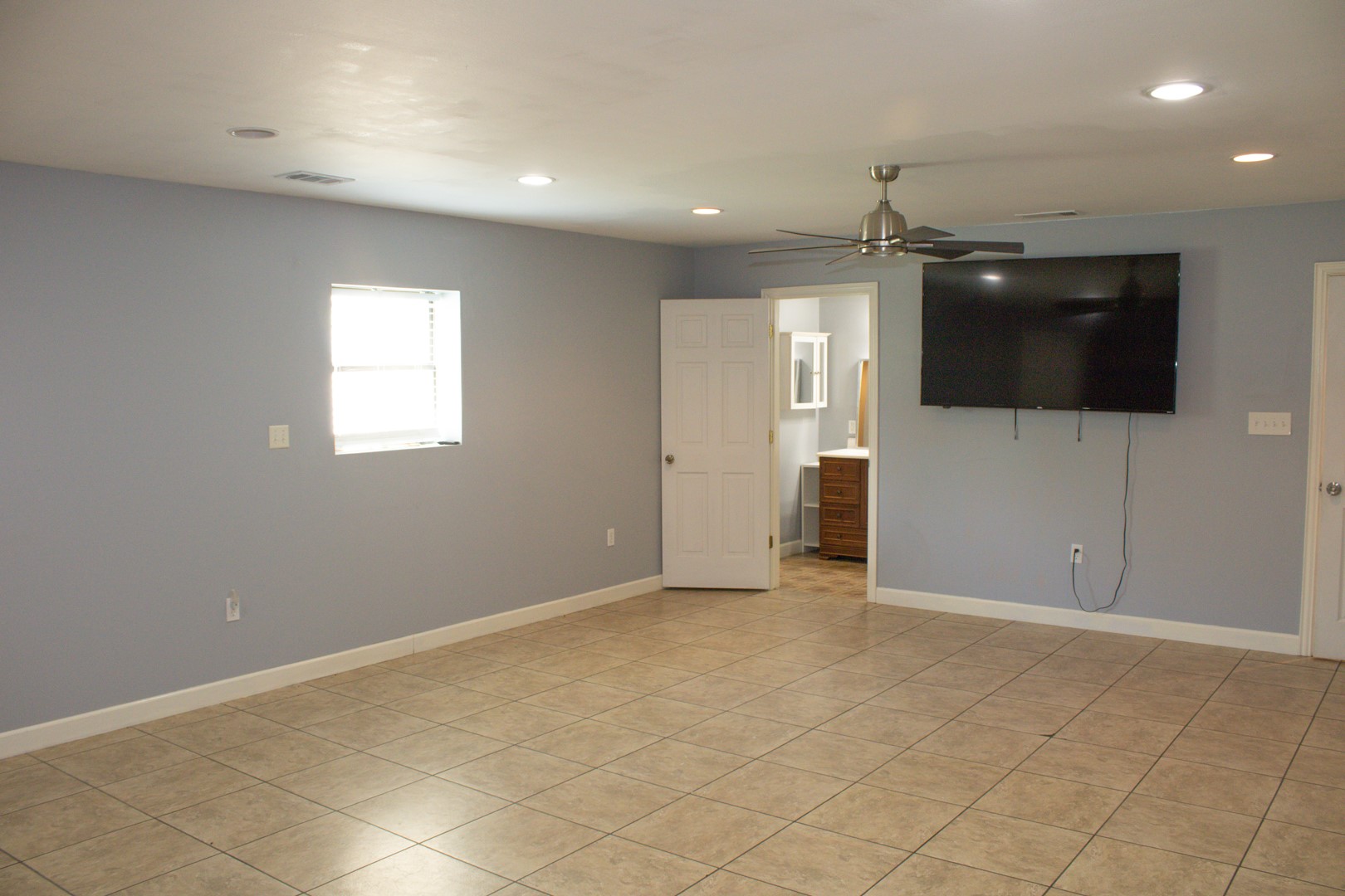 611 Gladness Rhome TX 76078