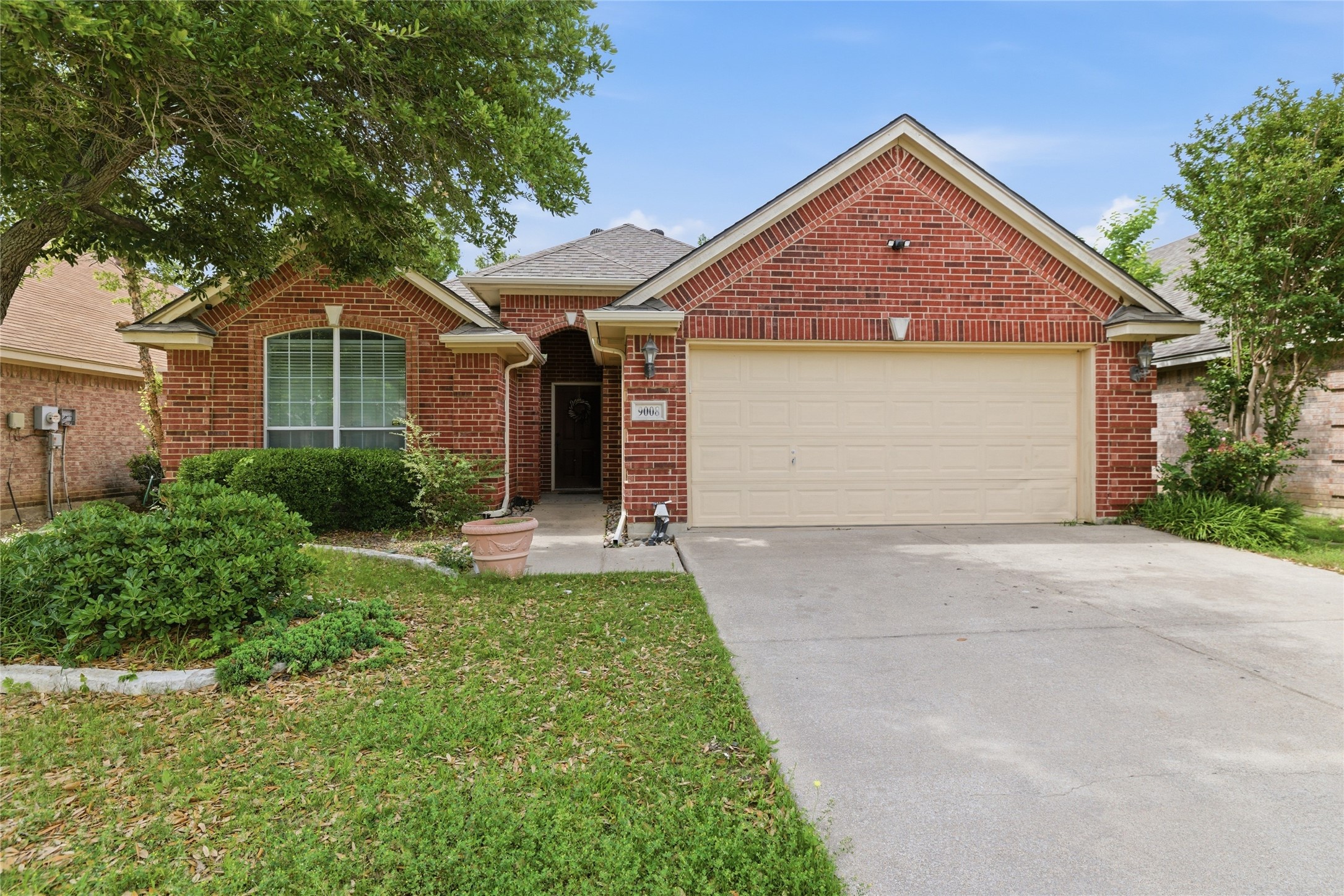 9008 Winding River Drive Fort Worth TX 76118