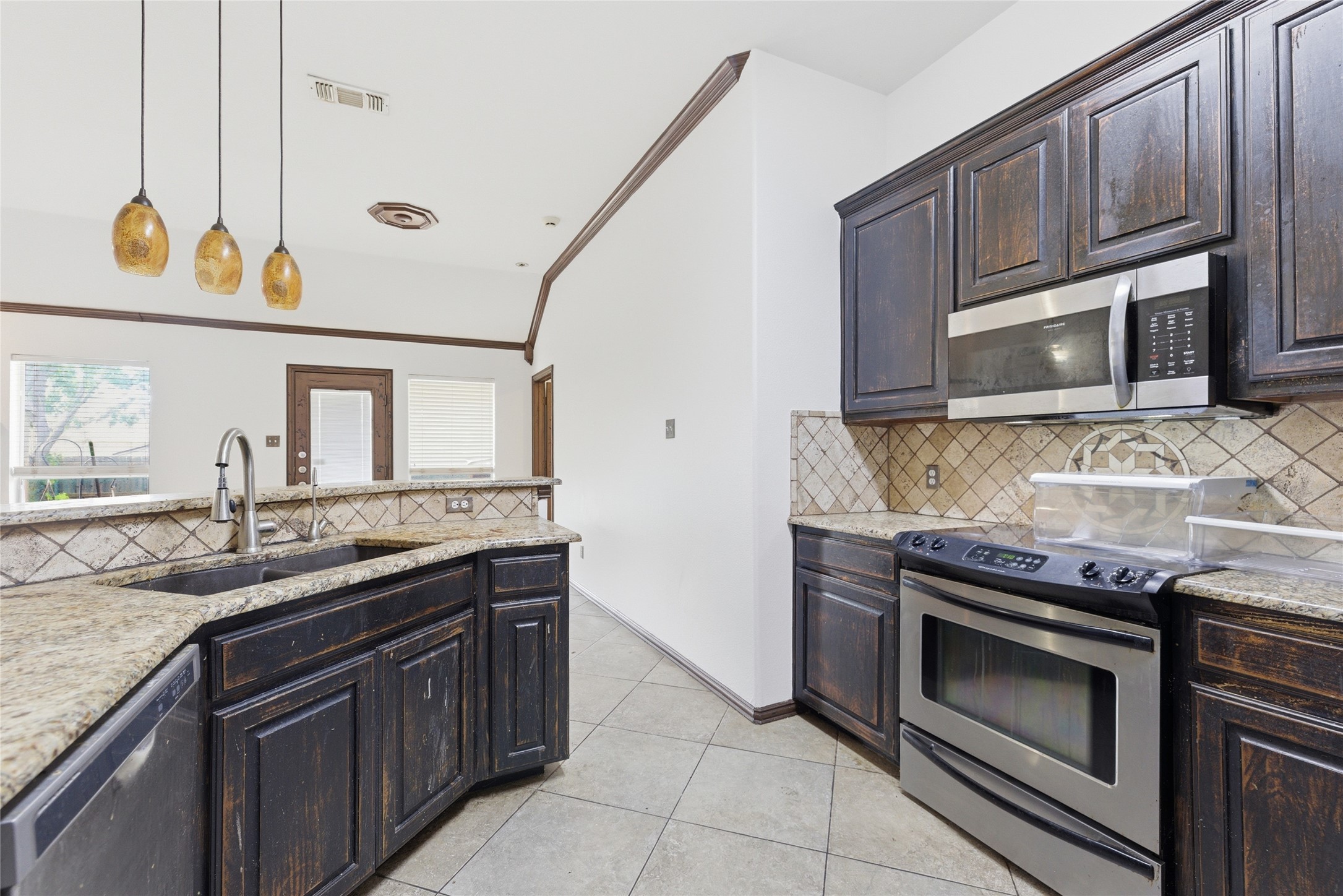 9008 Winding River Drive Fort Worth TX 76118