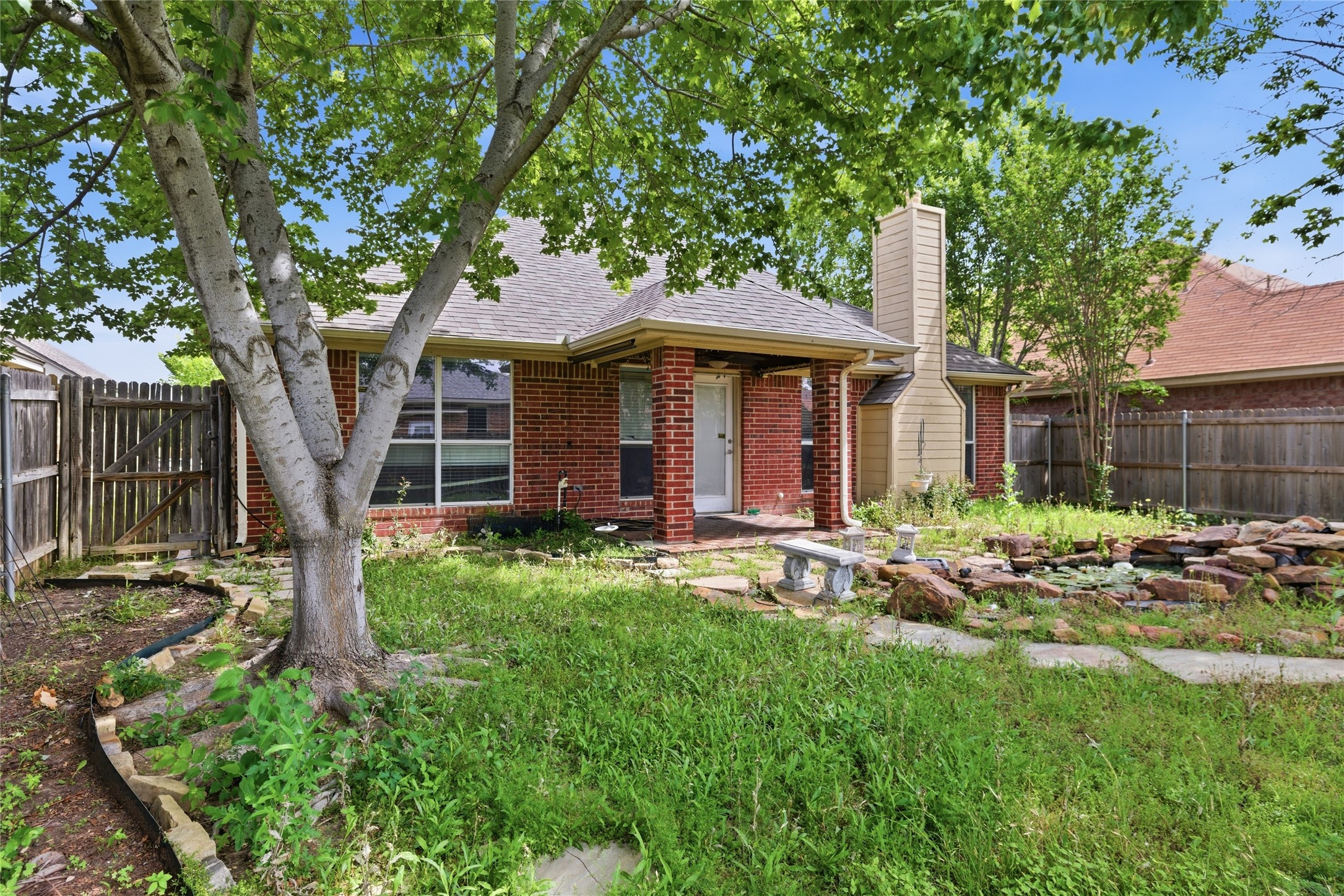 9008 Winding River Drive Fort Worth TX 76118