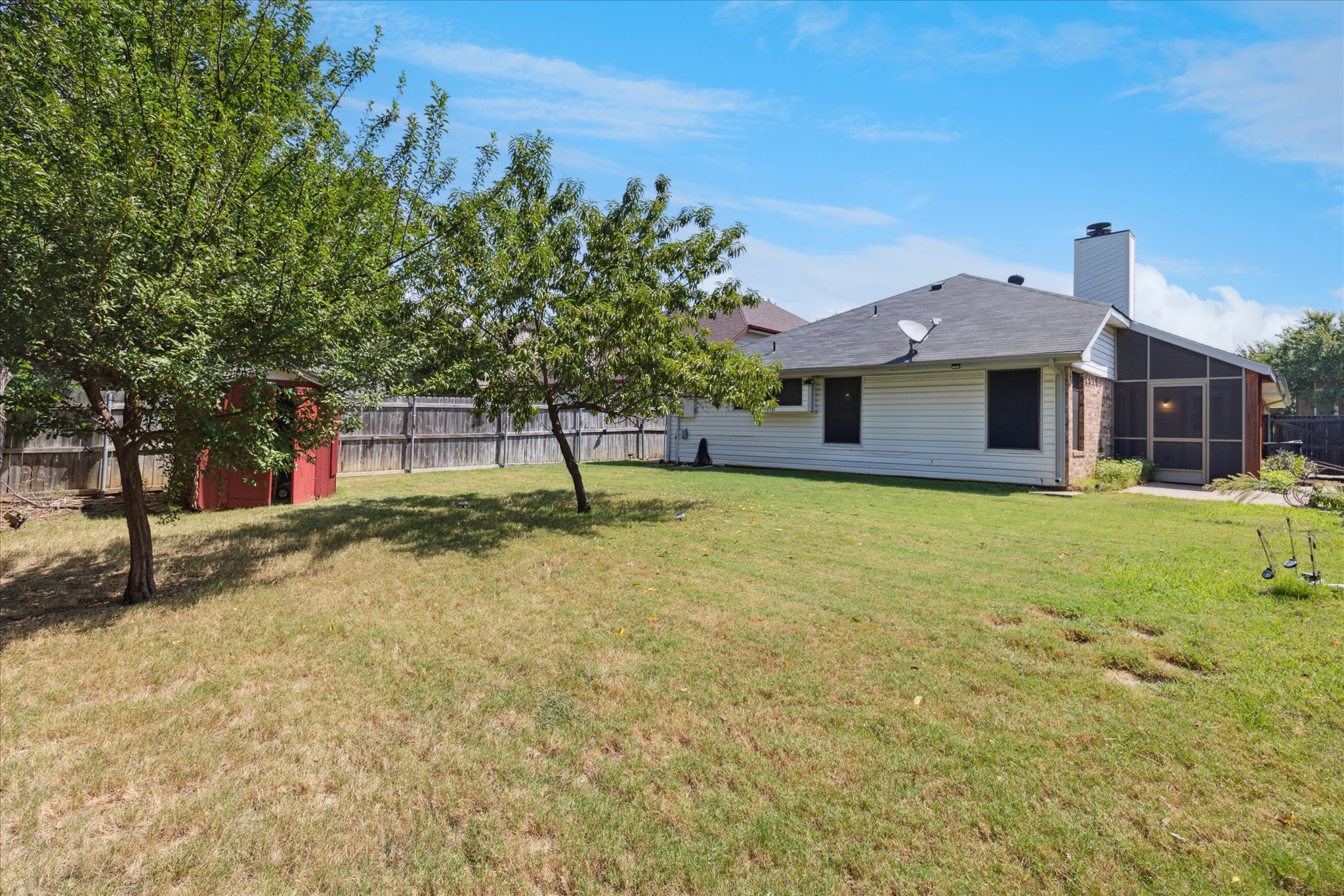 2232 Turf Club Drive Arlington TX 76017