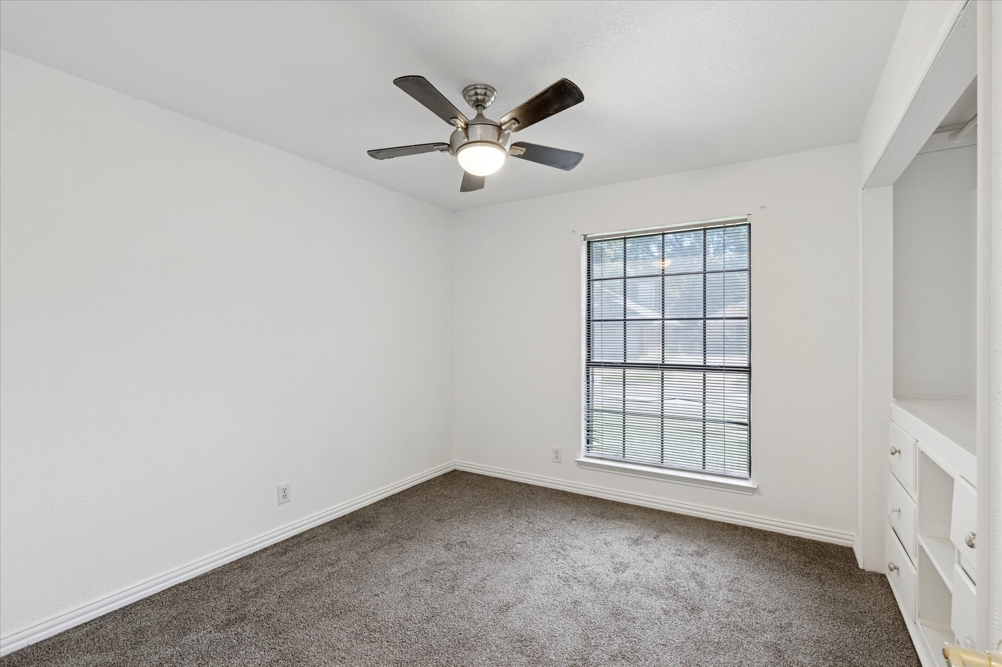 2232 Turf Club Drive Arlington TX 76017