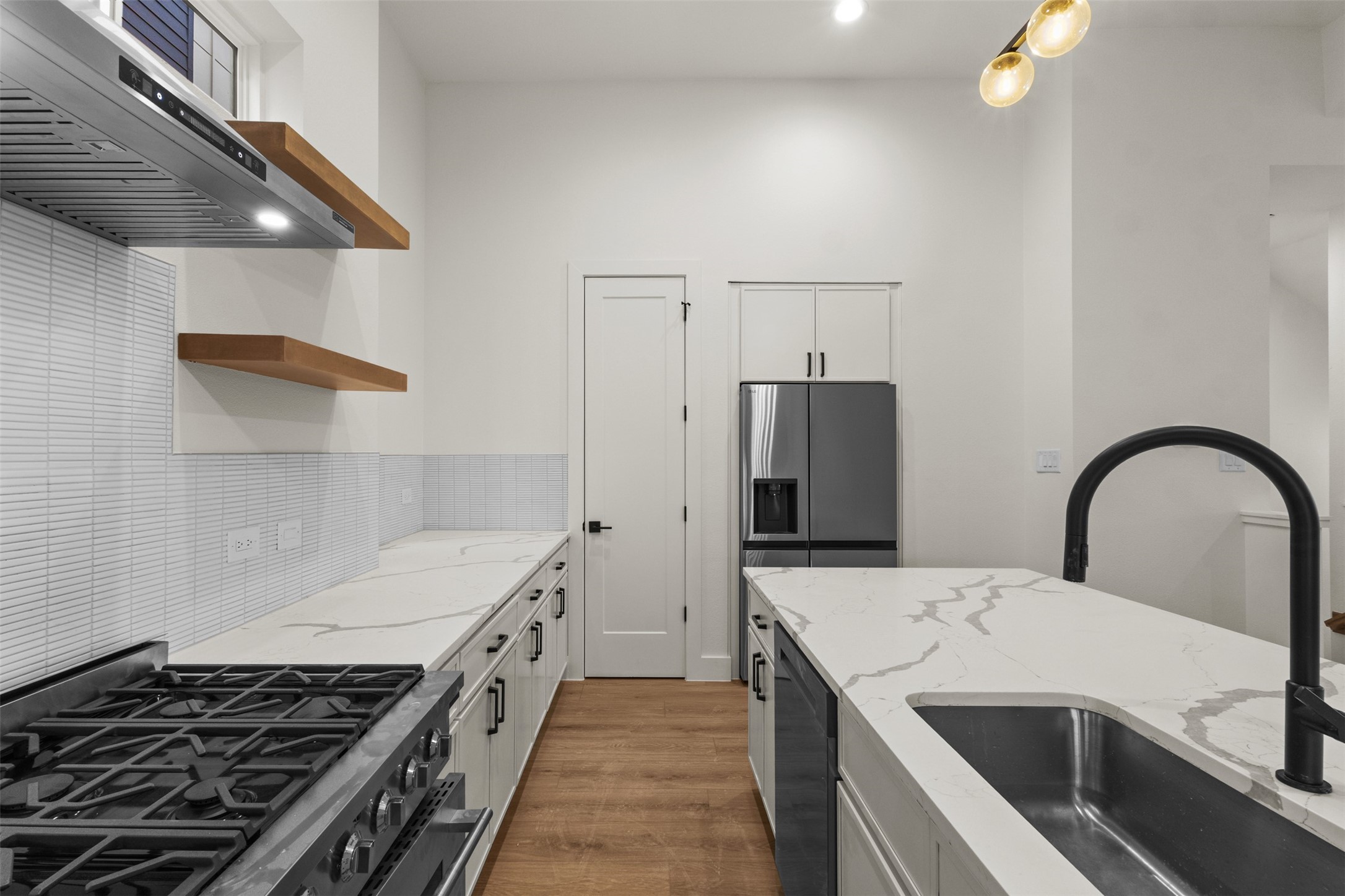 2203 Hondo Avenue Dallas TX 75219