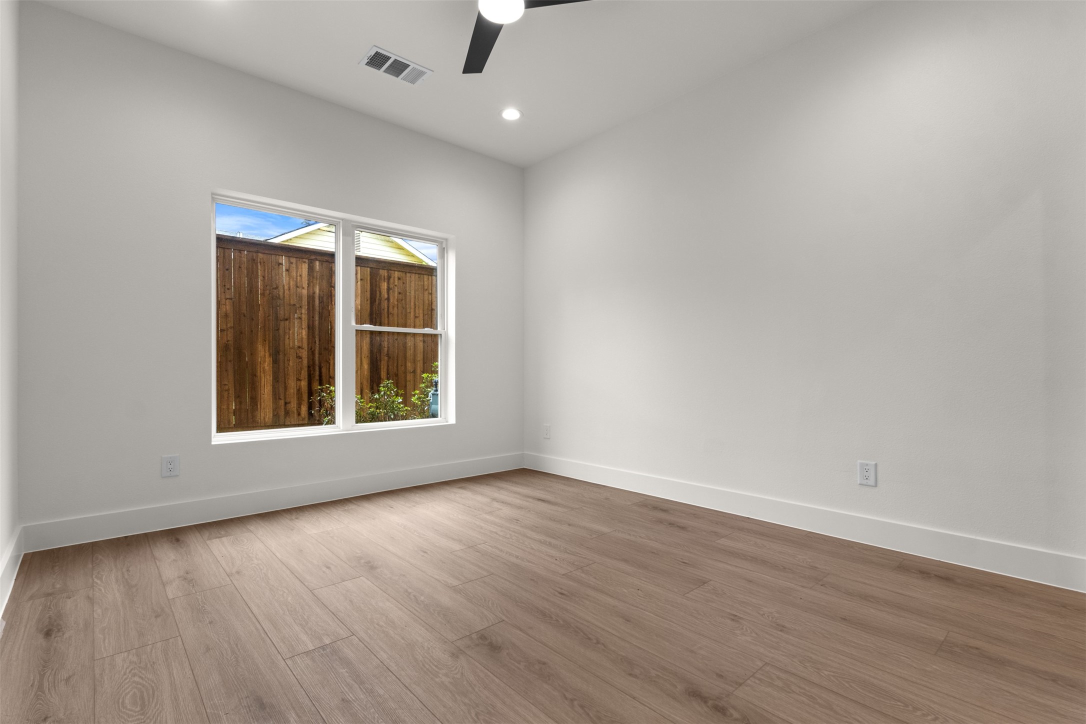 2203 Hondo Avenue Dallas TX 75219