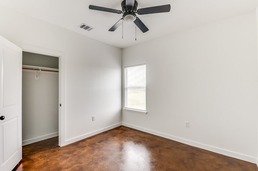 1020 Burnett Boulevard Alvarado TX 76009