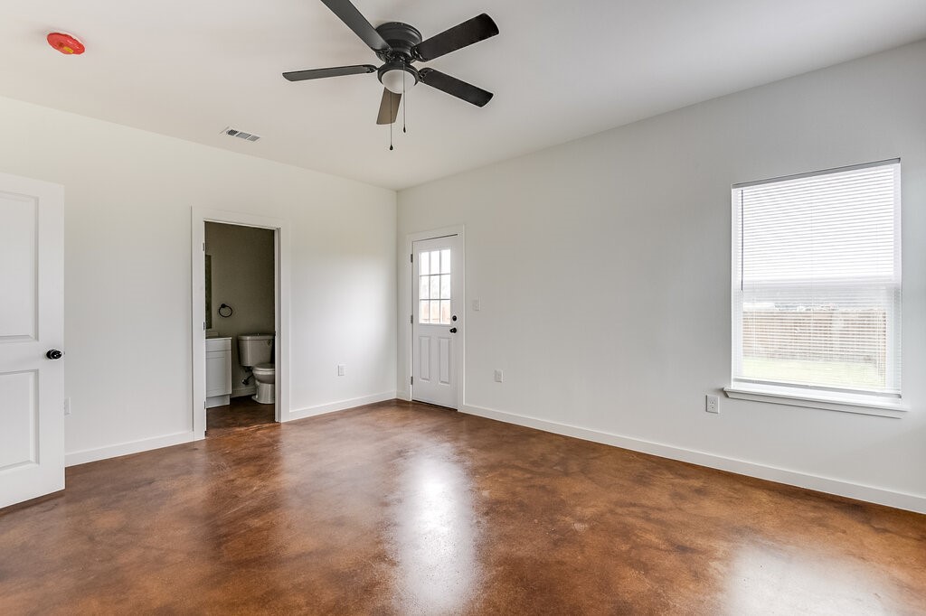 1020 Burnett Boulevard Alvarado TX 76009