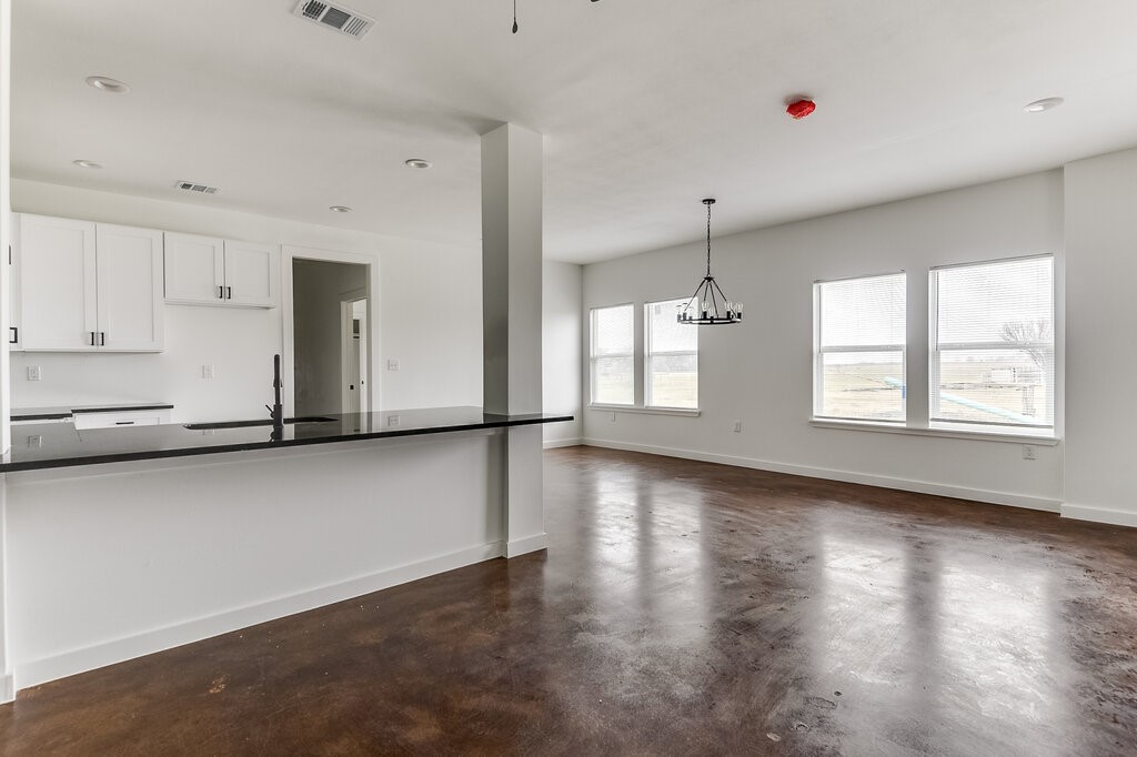 1020 Burnett Boulevard Alvarado TX 76009