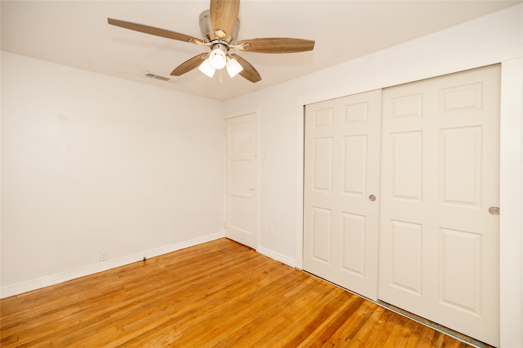 6419 Lovett Avenue Dallas TX 75227
