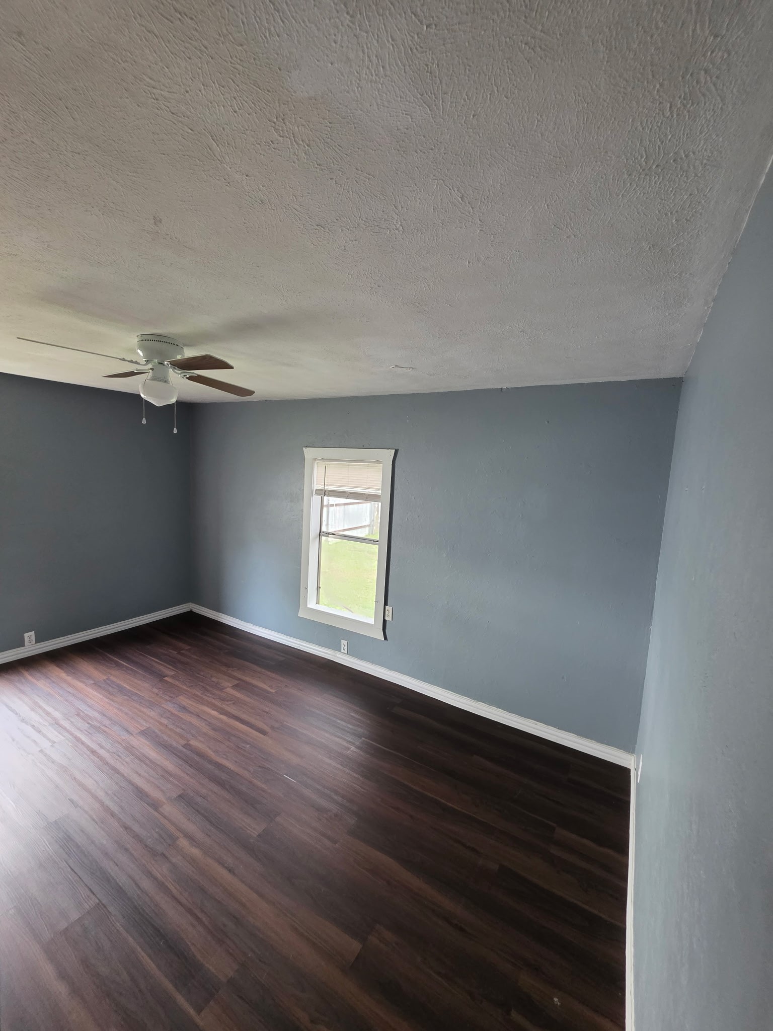 2204 Salisbury Avenue Fort Worth TX 76106
