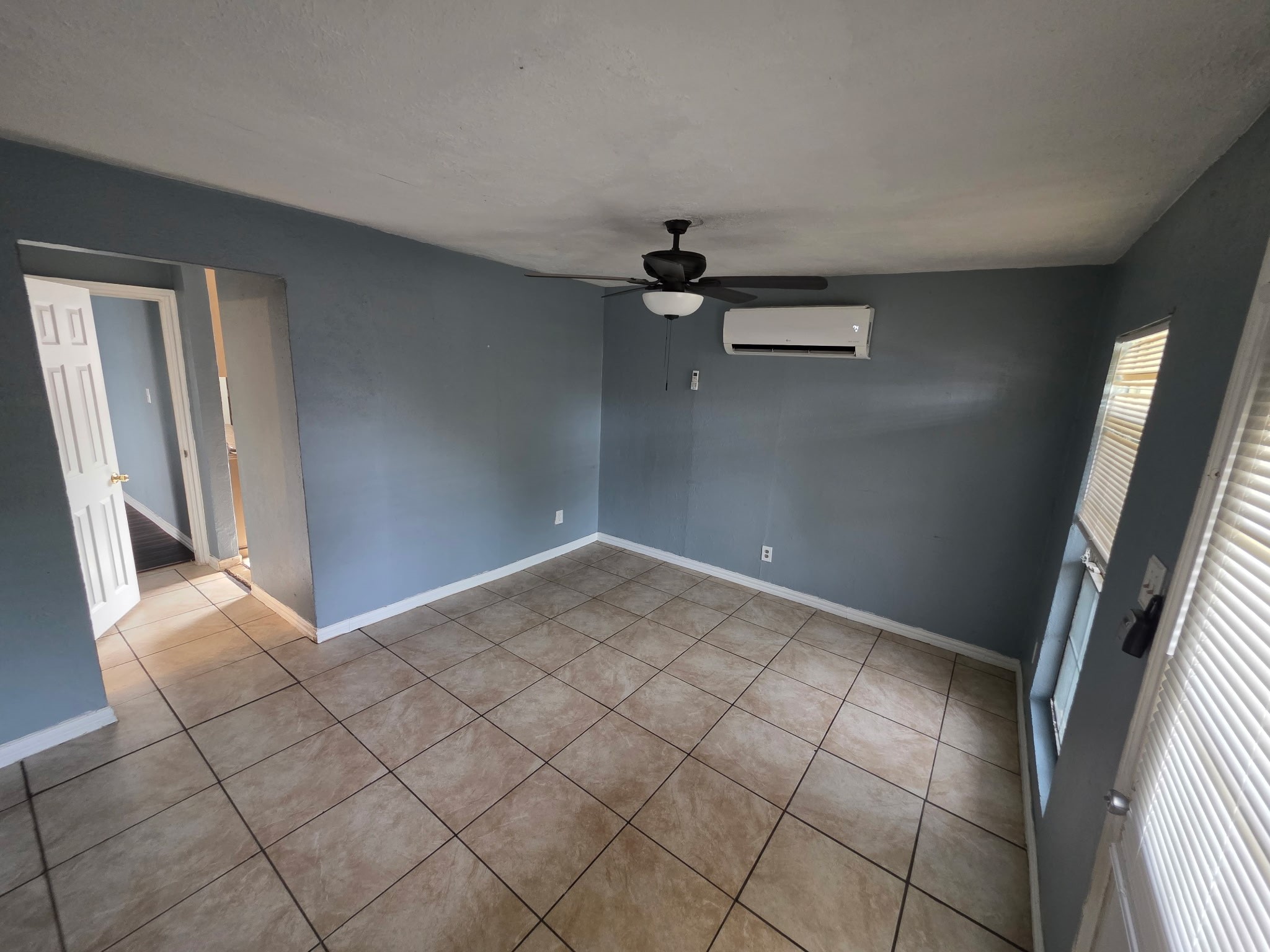 2204 Salisbury Avenue Fort Worth TX 76106