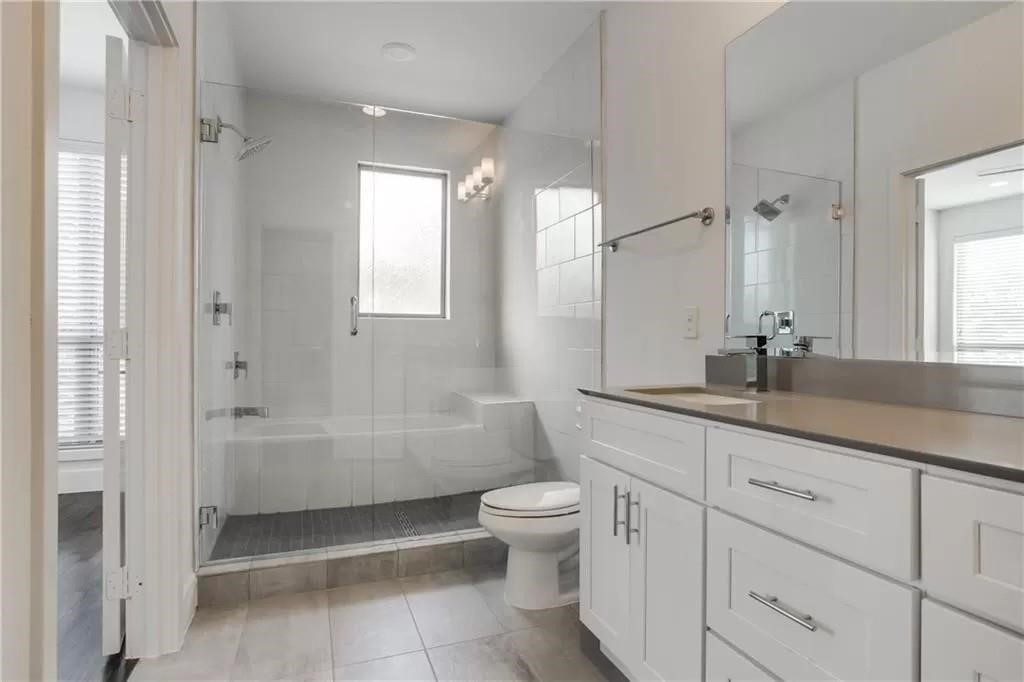 4303 Cole Avenue Dallas TX 75205