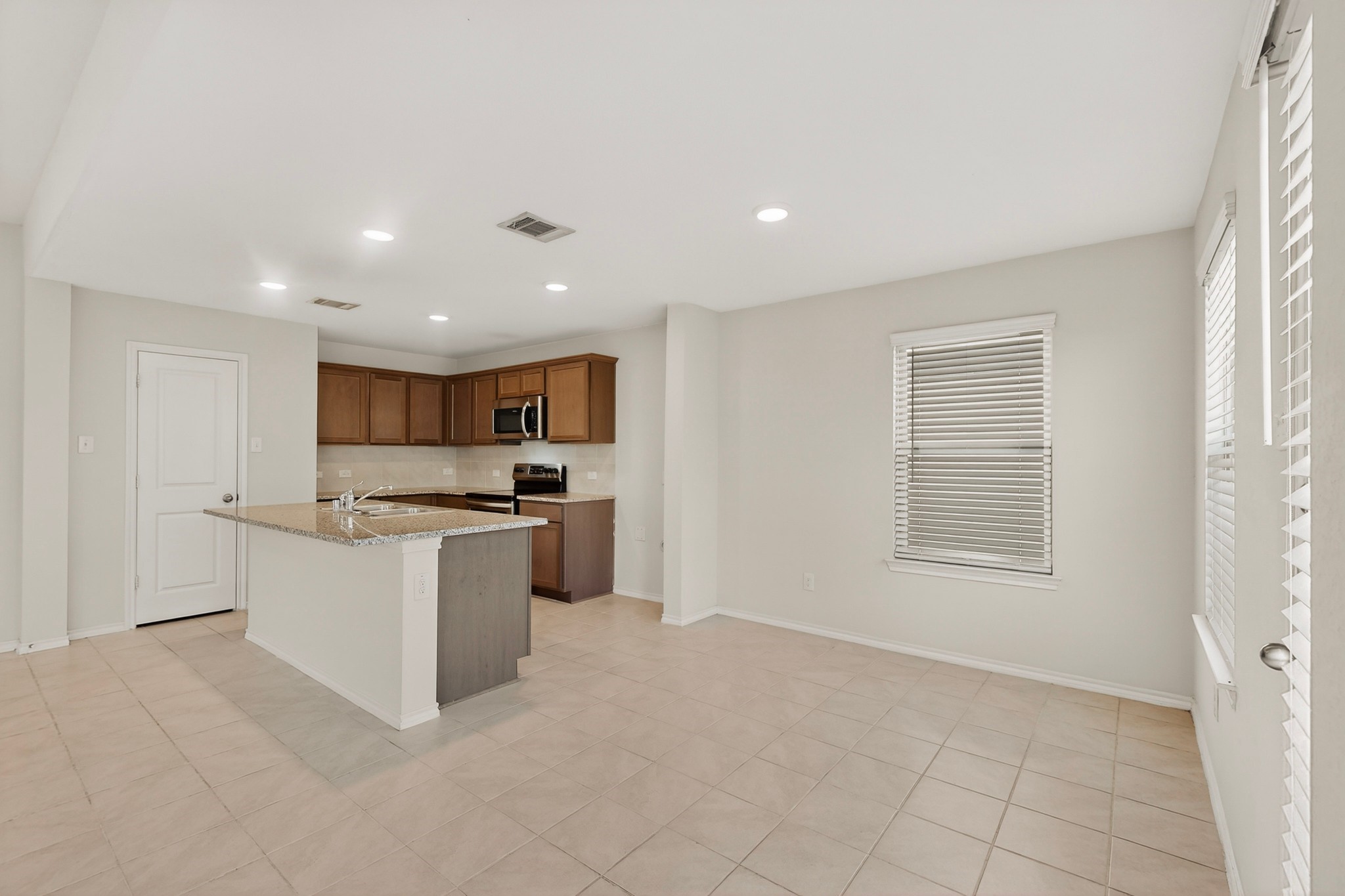 1901 Princeton Avenue Farmersville TX 75442