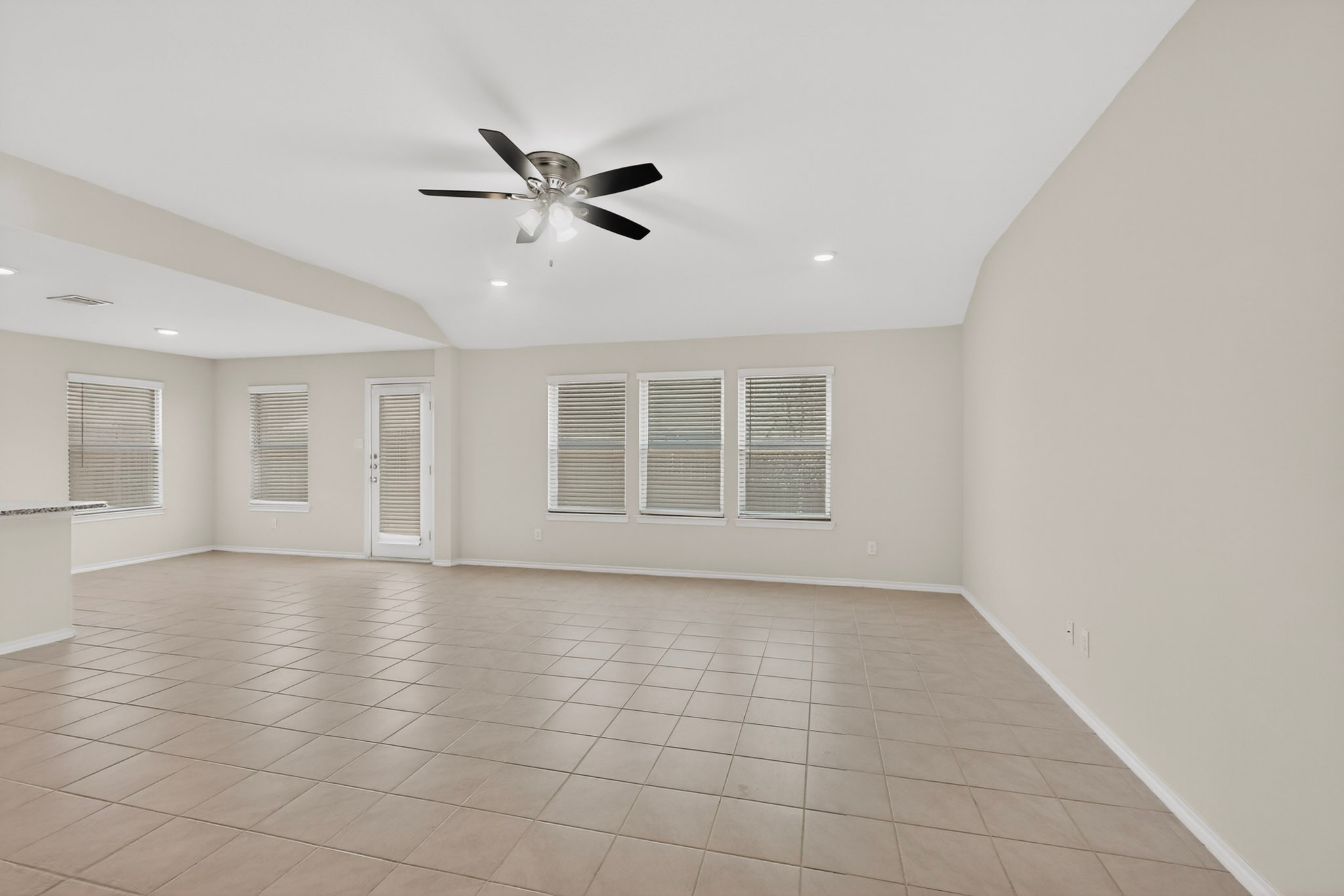 1901 Princeton Avenue Farmersville TX 75442