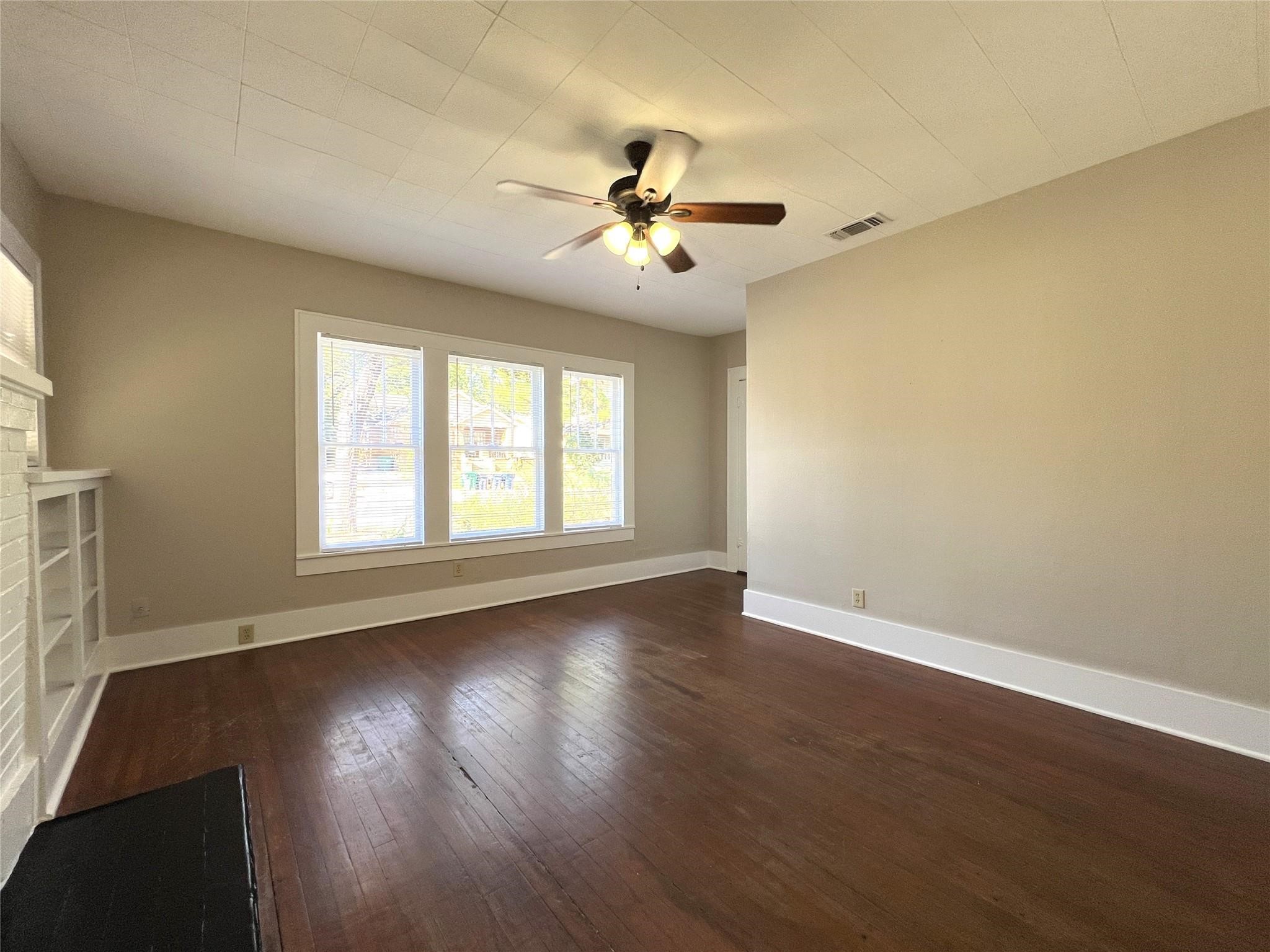 823 W Hickory Street Denton TX 76201