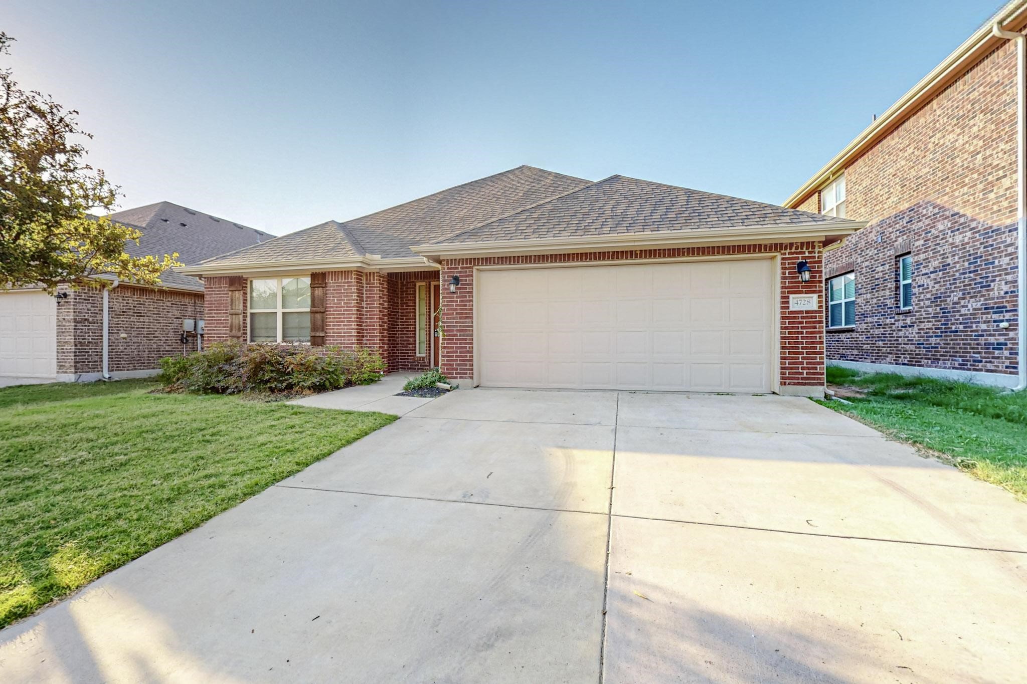4728 Meadow Green Trail Fort Worth TX 76244